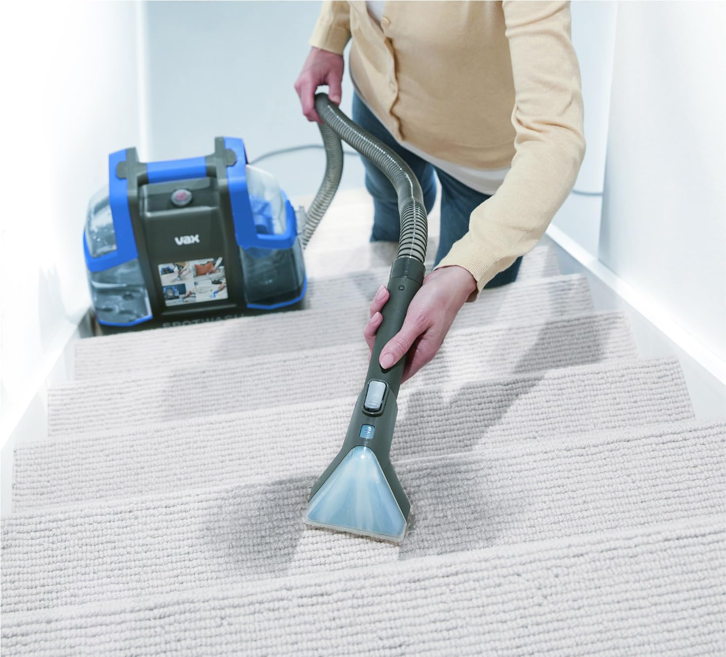 Vax Spotwash Spot Cleaner, Car, Upholstery, Sofa and Carpet Cleaning Machine, Portable and Compact Design, Included Solution Removes Spills & Stains image number 4