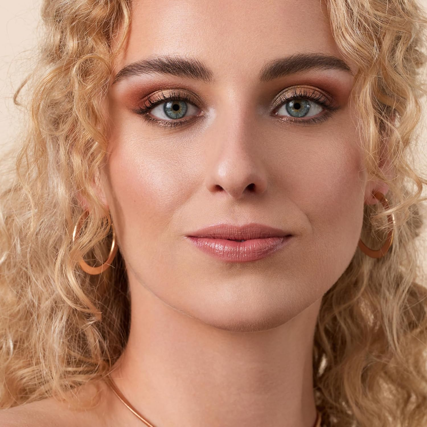 Catrice the Cozy Earth Eyeshadow Palette 9 G image number 3