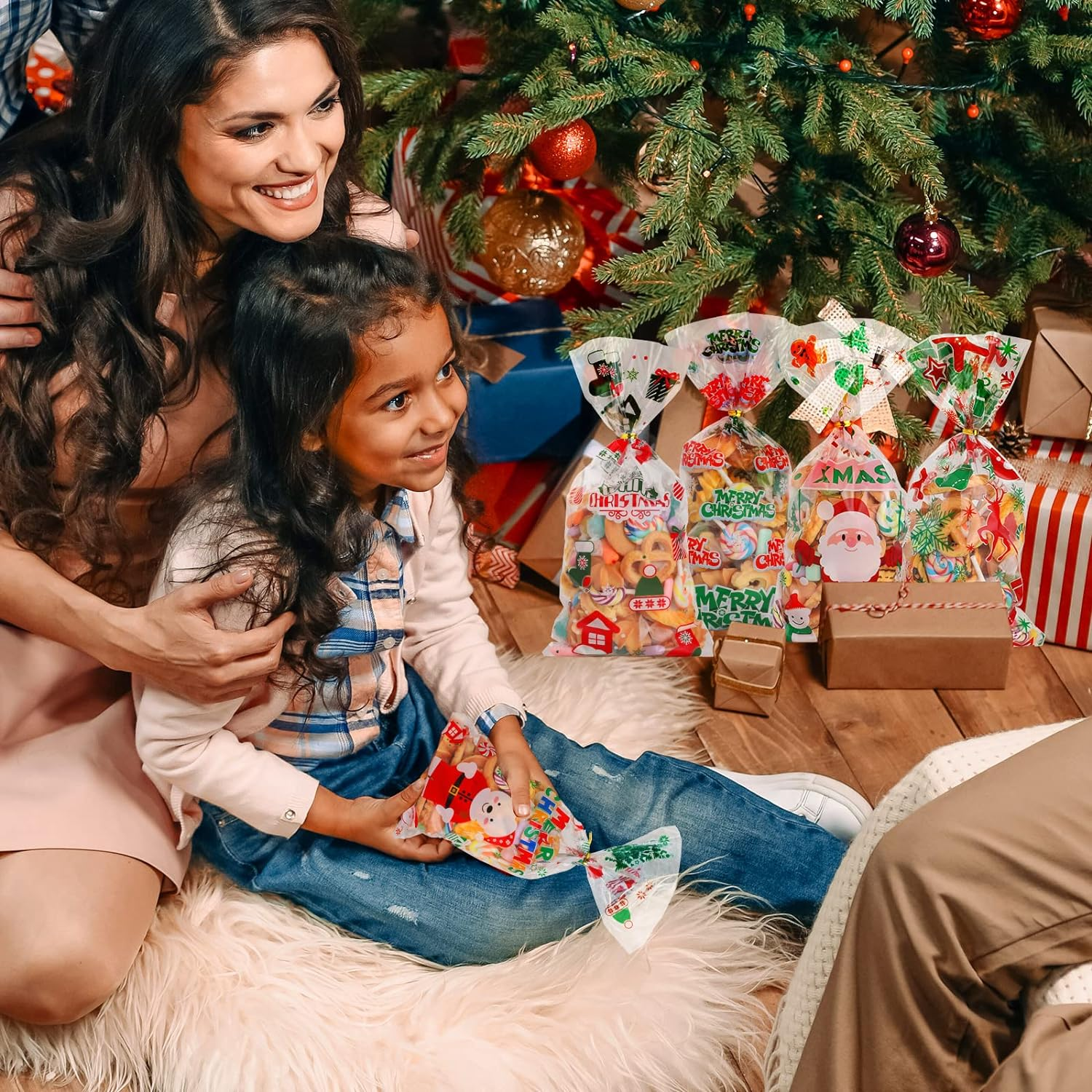 Geeric Xmas Candy Bags with Twist Tie - 100 PCS, 10 Different Designed Cellophane with Christmas Snowman, Tree, Santa Claus, Snowflake, Elk Print Pattern Cookie Bags - Style 5 image number 3