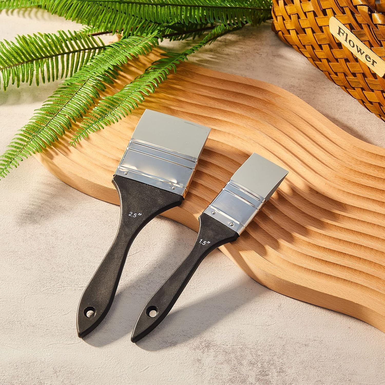 Silicone Paintbrush Set,4-Piece Color Shapers for Resin Painting, Flat Silicone Brushes for Acrylic and Water-Based Paints. (1.5/2/ 2.5/3 in Wide) image number 6