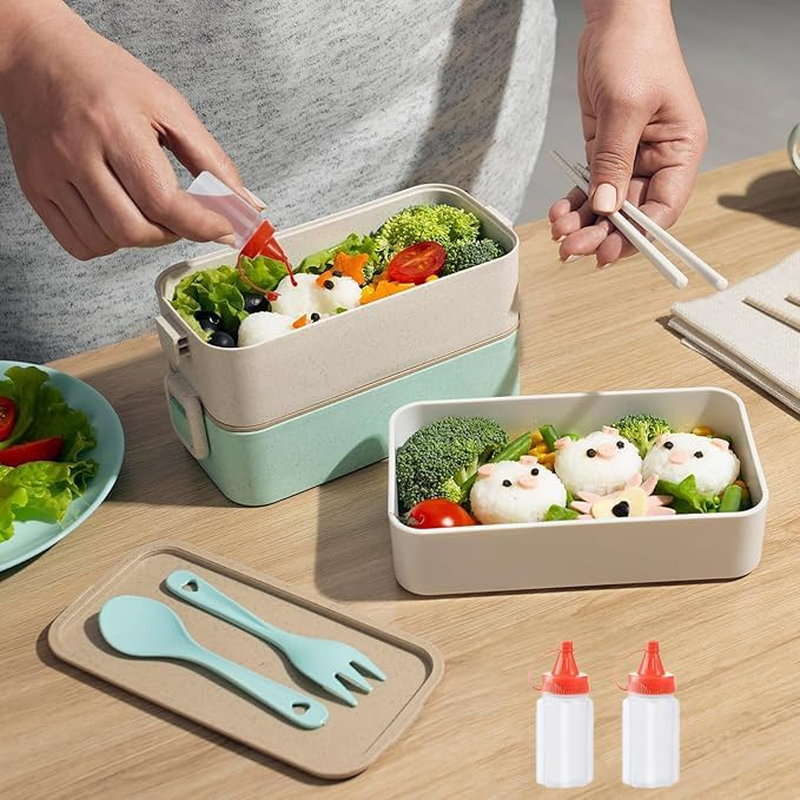 WEZCHUGHAOL Squeeze Bottles for Sauces and Condiments, 8 Pack, Mini Size, 4 Colours image number 4