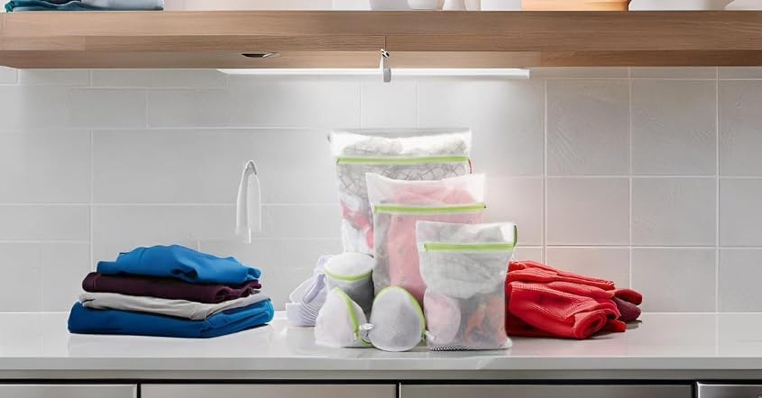 6Pcs Durable Mesh Laundry, Various Size Lingerie Bags for Delicates in Washer and Dryer- 3Pcs Bra Bag, 3Pcs Laundry Bags image number 1