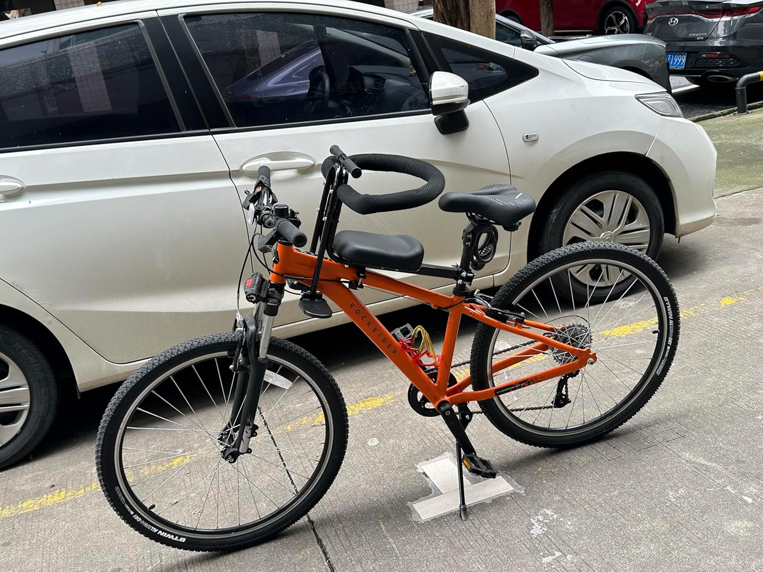 Kids Bike Seat with Safety Guardrail, Detachable Front Mounted Child Bicycle Seats with Foot Pedals for Children 2~5 Years, Compatible with All Adult Mountain Bikes image number 2