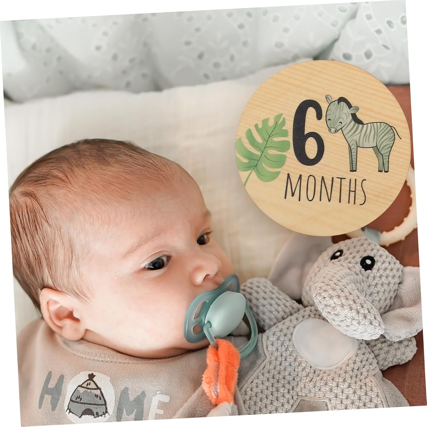 7Pcs Wooden Milestone Signs Double-Sided Cartoon Animal Monthly Cards for Newborn Announcements Photography Props and Shower Decor image number 3