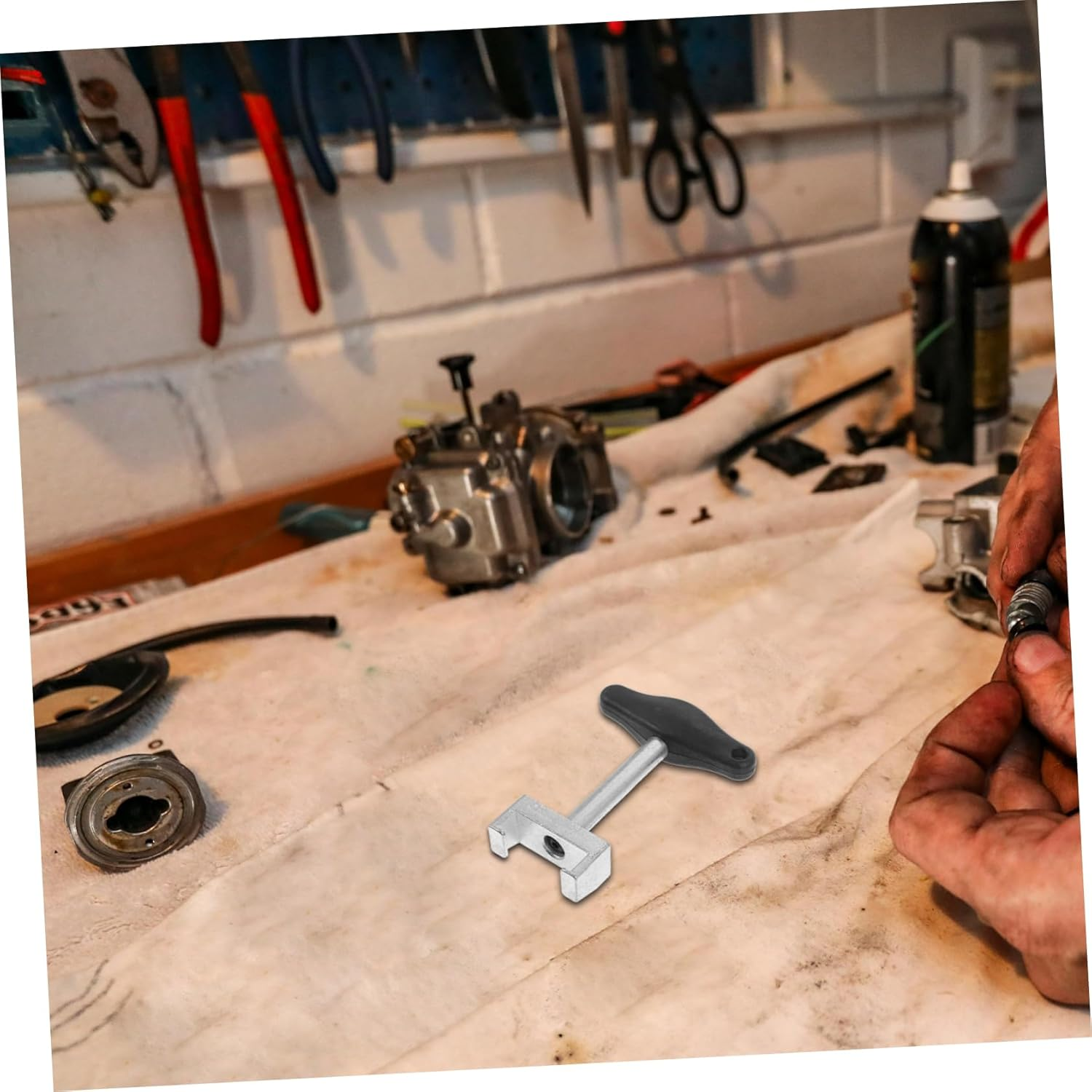 HEALEEP Portable Ignition Coil Puller Tool Spark Disassembly Wrench for Easy Removal Construction for Mechanics and Enthusiasts Lightweight and Compact Design image number 4