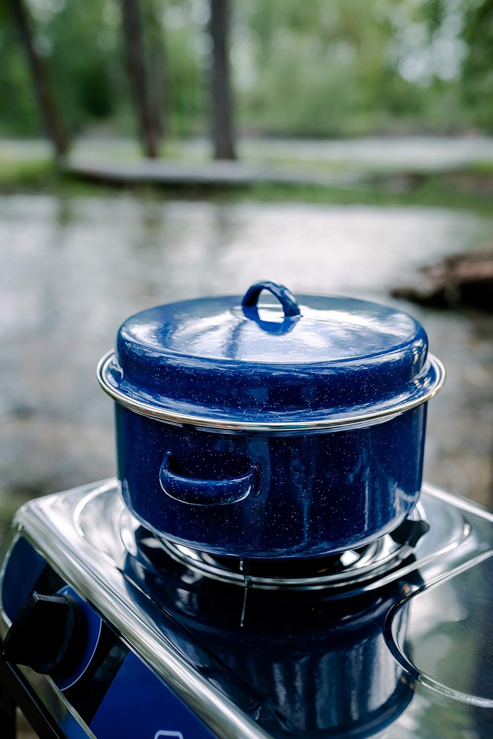 Stansport Enamel Cook Pot with Lid, 5 Quart, Blue/White