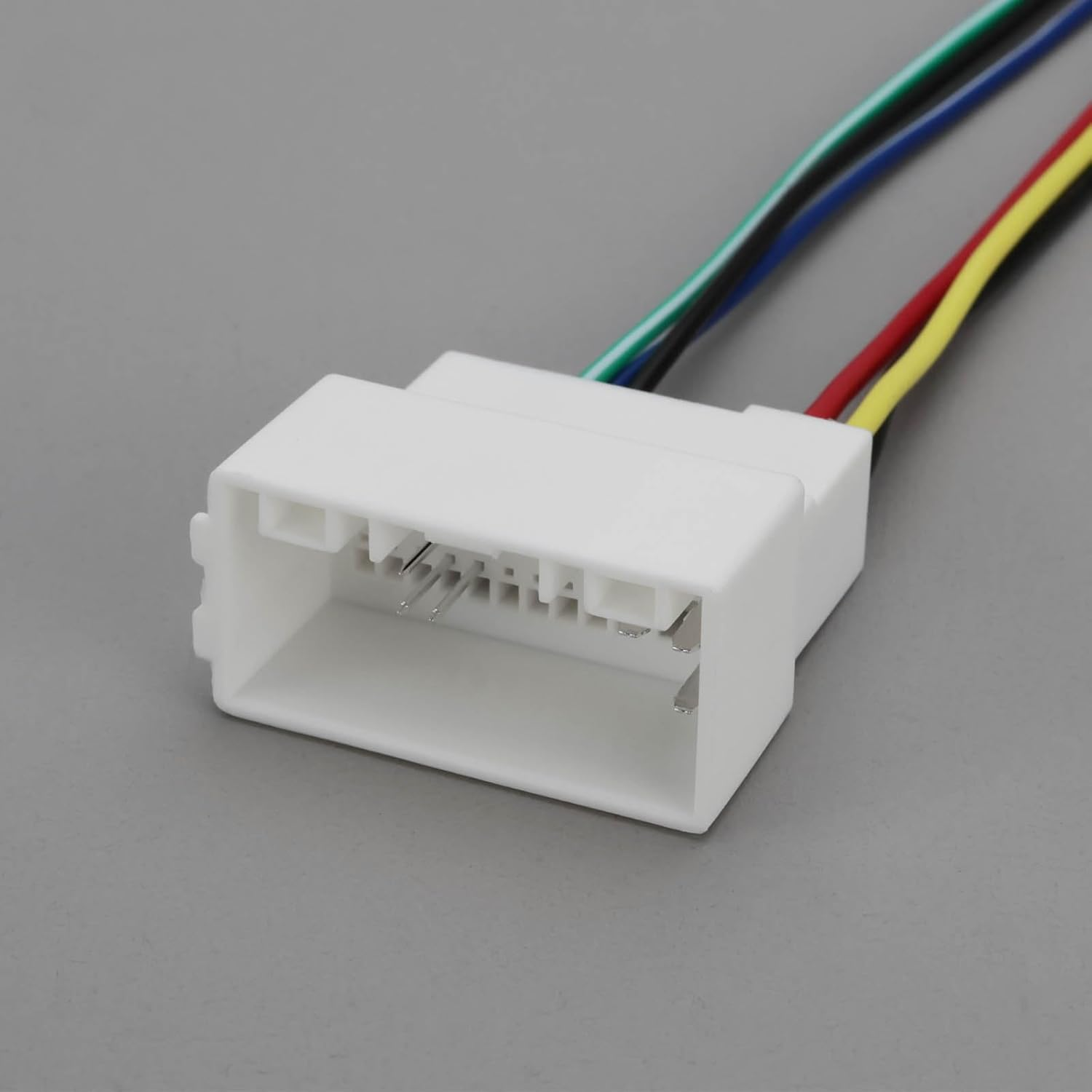 1 Set CD Player Wiring Harness Wire Radio Plug, Radio Wire Harness Stereo MP3 CD Player Connector Compatible with Hyundai Elantra 2010-2017 image number 1