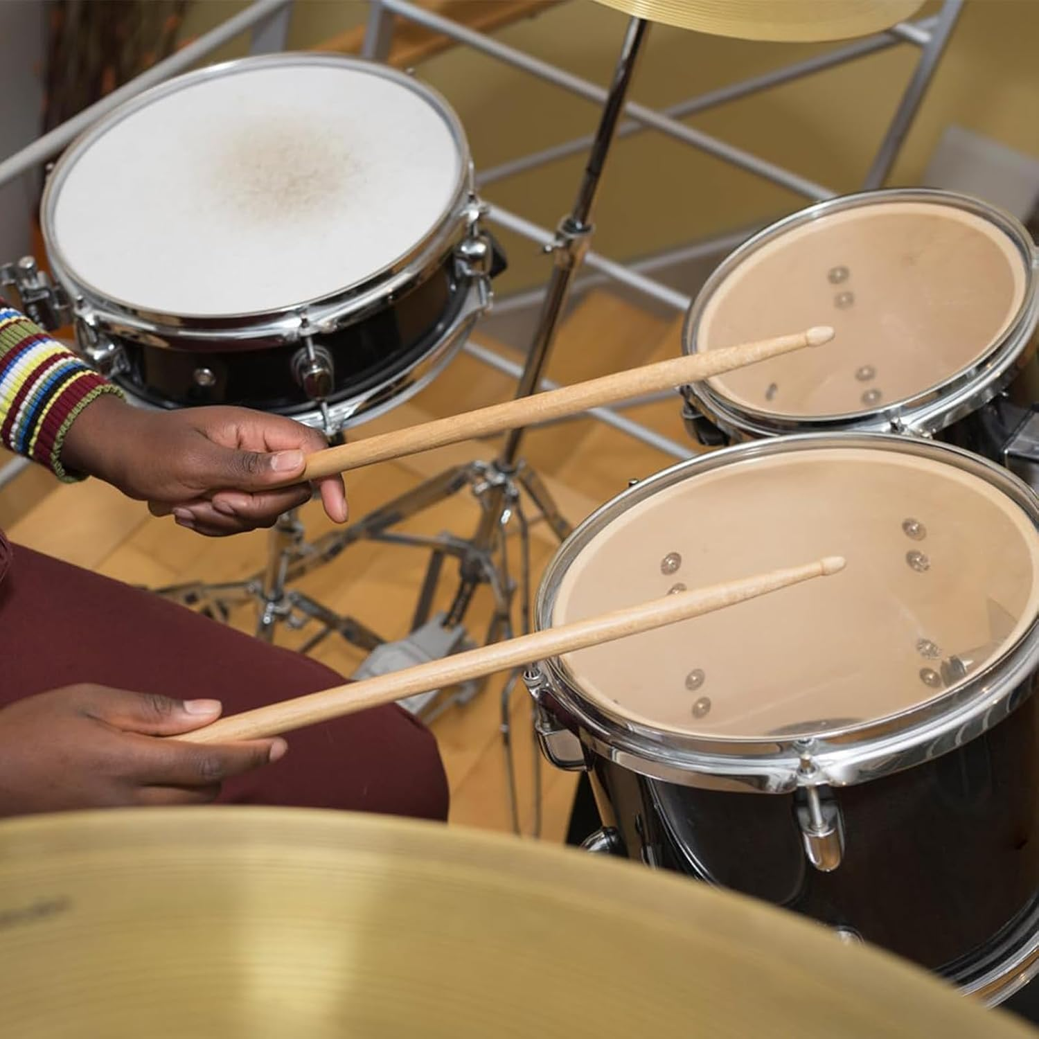 2 Pairs Drum Sticks 5A, Classic Wood Drumsticks, Anti-Slip Durable Professional Musical Instrument Percussion Instrument Practice Drum Stick image number 5