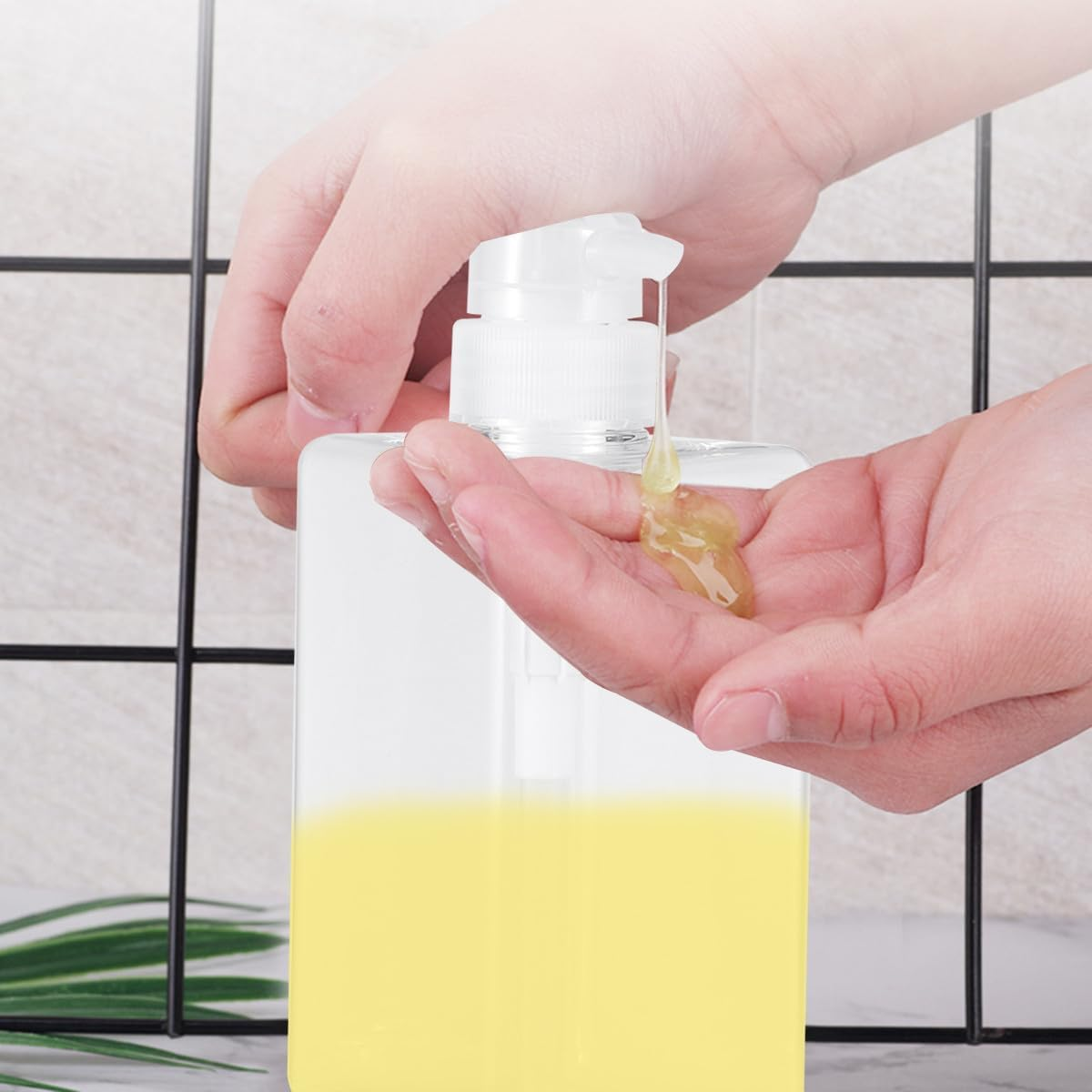 4Pcs 450Ml Pump Bottles Set for Shower Gel and Shampoo Storage, Refillable Empty Containers in Brown, White, Dark Green, for Travel and Home Use image number 3