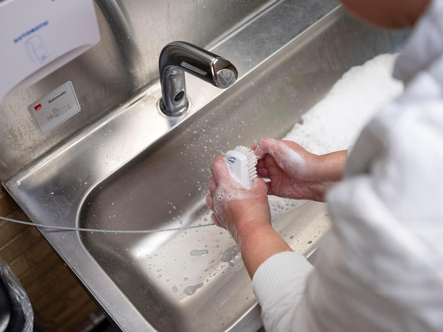 Vikan 64402 Brush,Nail,Stiff,Pp/Pbt,Green image number 6