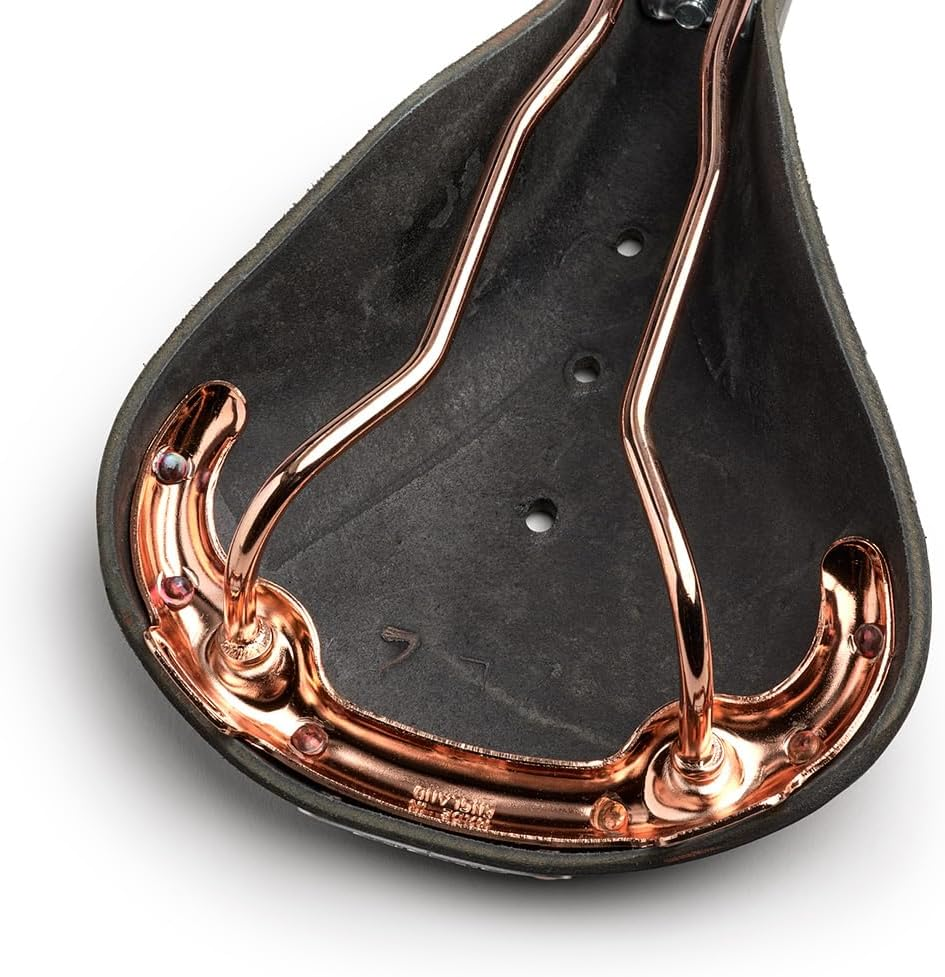 Brooks England B17, Leather Bike Saddle with Hand-Hammered Copper Rivets image number 4