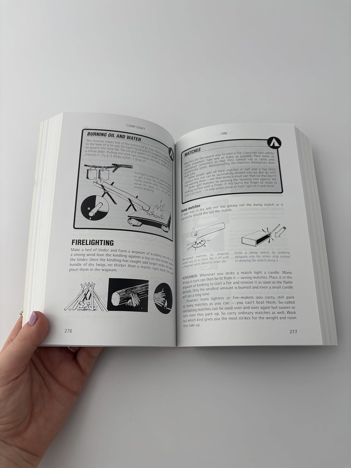 Collins Gem - SAS Survival Guide: How to Survive in the Wild, on Land Orsea image number 4