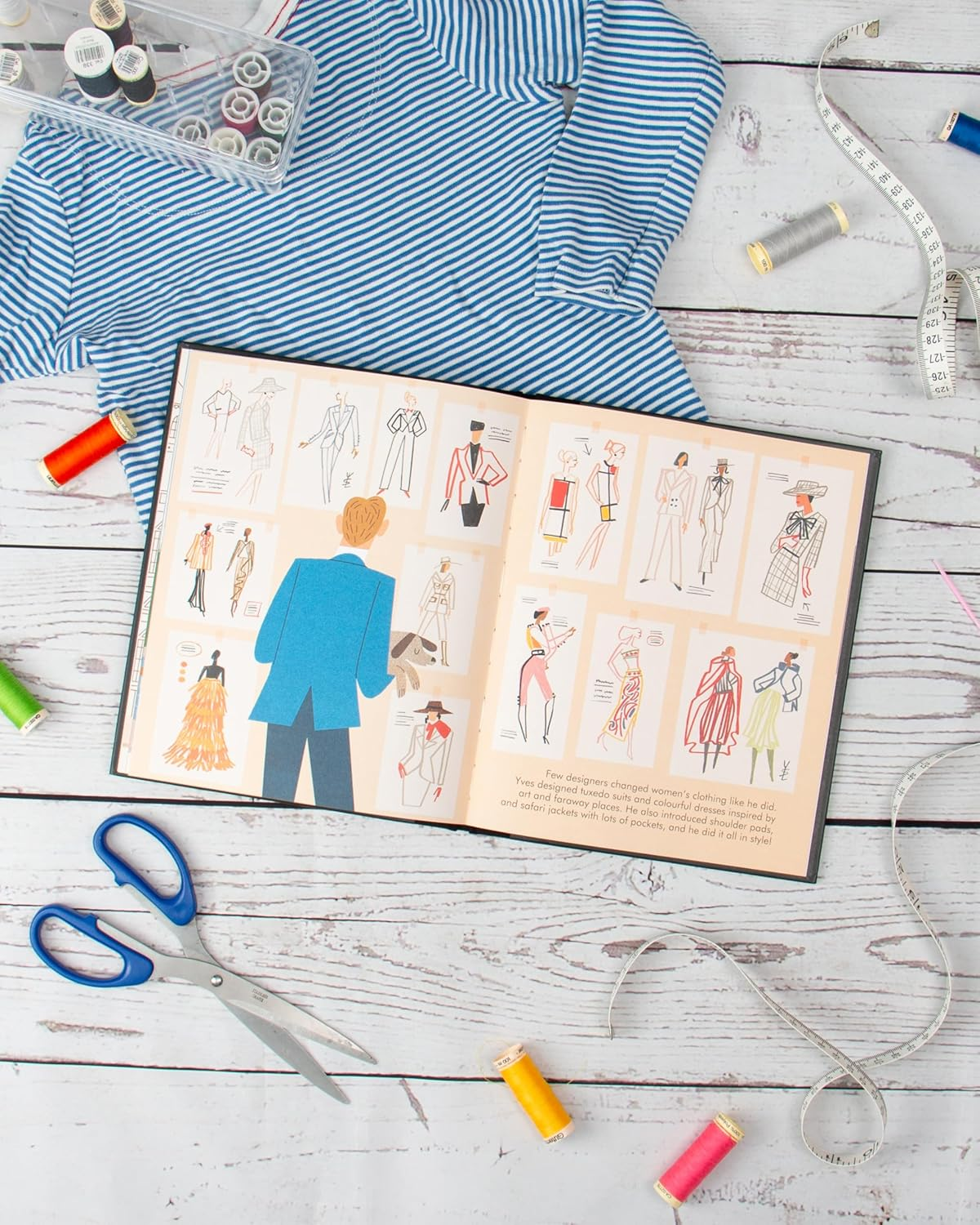 Yves Saint Laurent: Volume 130 image number 1