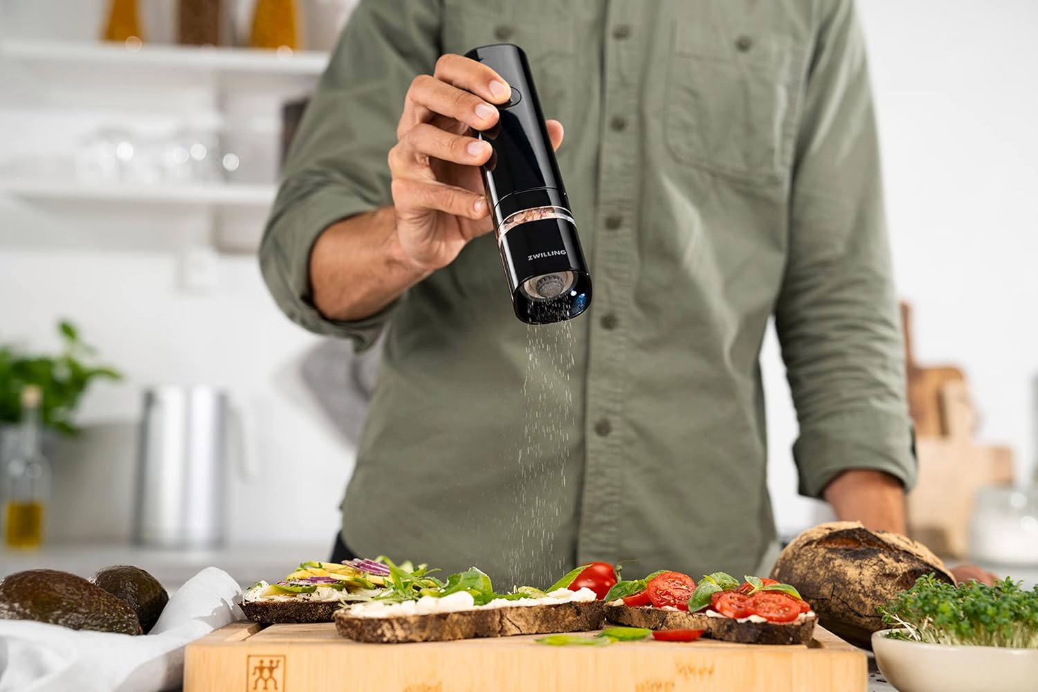 Zwilling Enfinigy Electric Spice Mill, Black image number 2