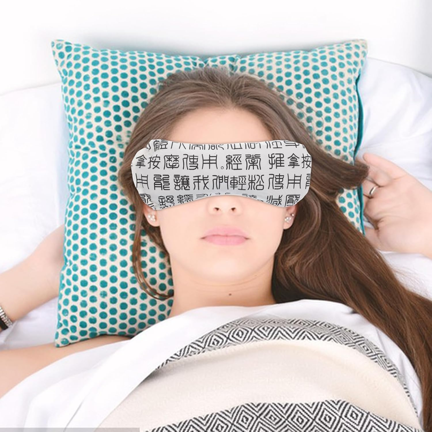 BATHVEVE Weighted Eye Pillow for Dry Eyes with Soothing Weighted Pad Relaxation and Meditation Accessory for Sleep and Yoga image number 5