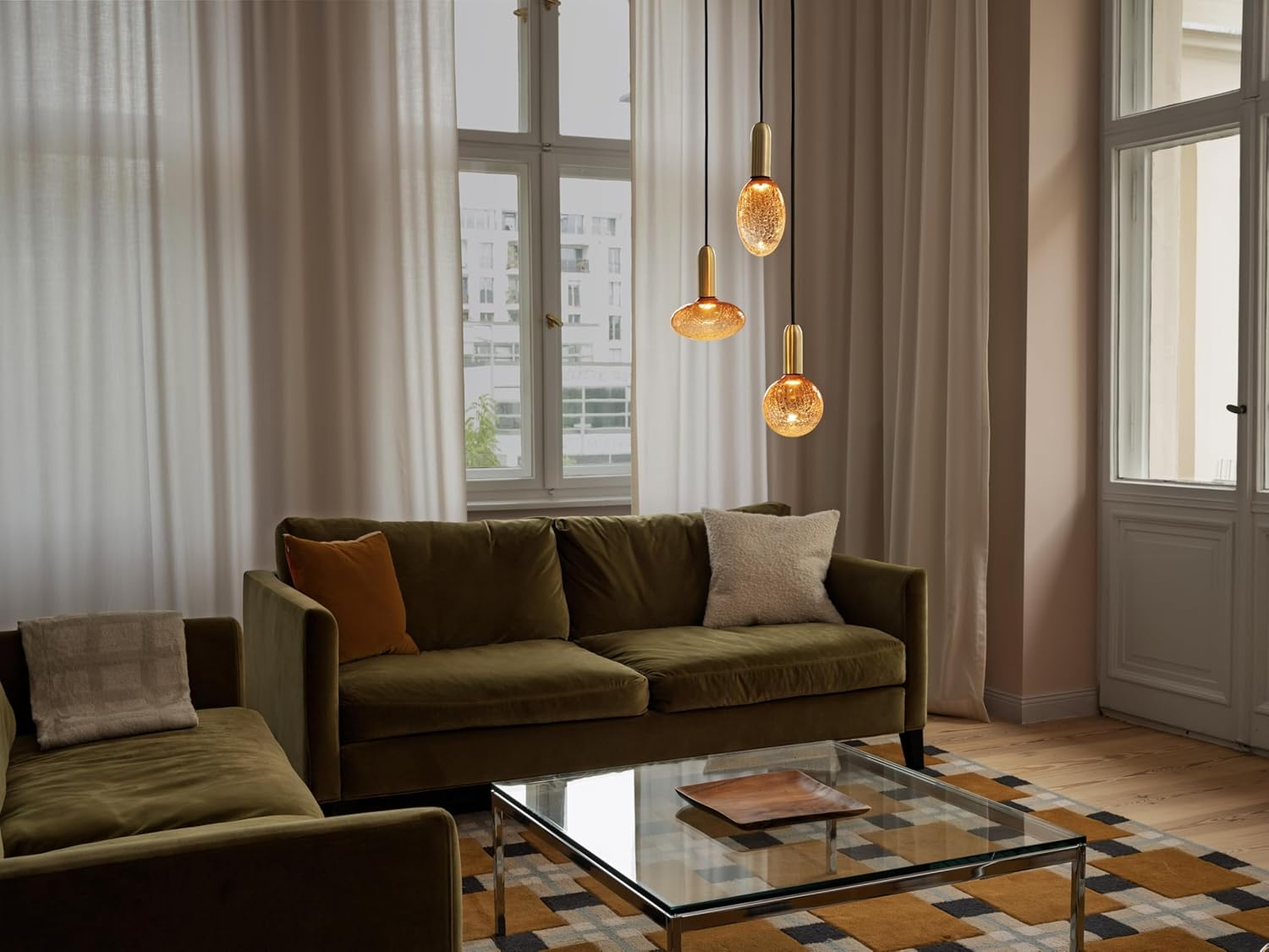 Decorative LED Lamp in Cracked Glass in Cracked Glass Flattened Orange image number 4