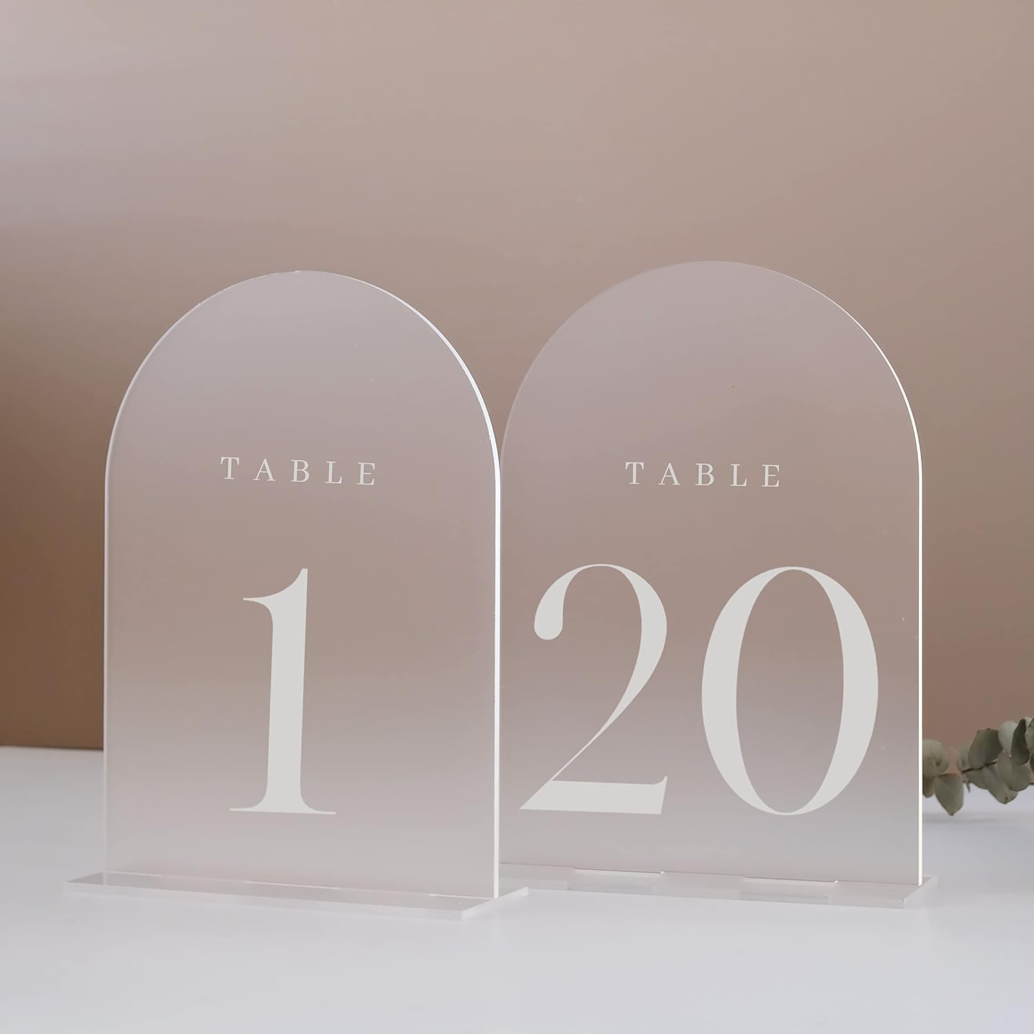 JINMURY Frosted Arch Table Numbers for Wedding,20 Pack 5X7'' Frosted Arch Acrylic Table Signs with Holder Acrylic Table Numbers 1-20,Perfect for Wedding Table Centerpiece Decoration,(Yoji-22108029) image number 3
