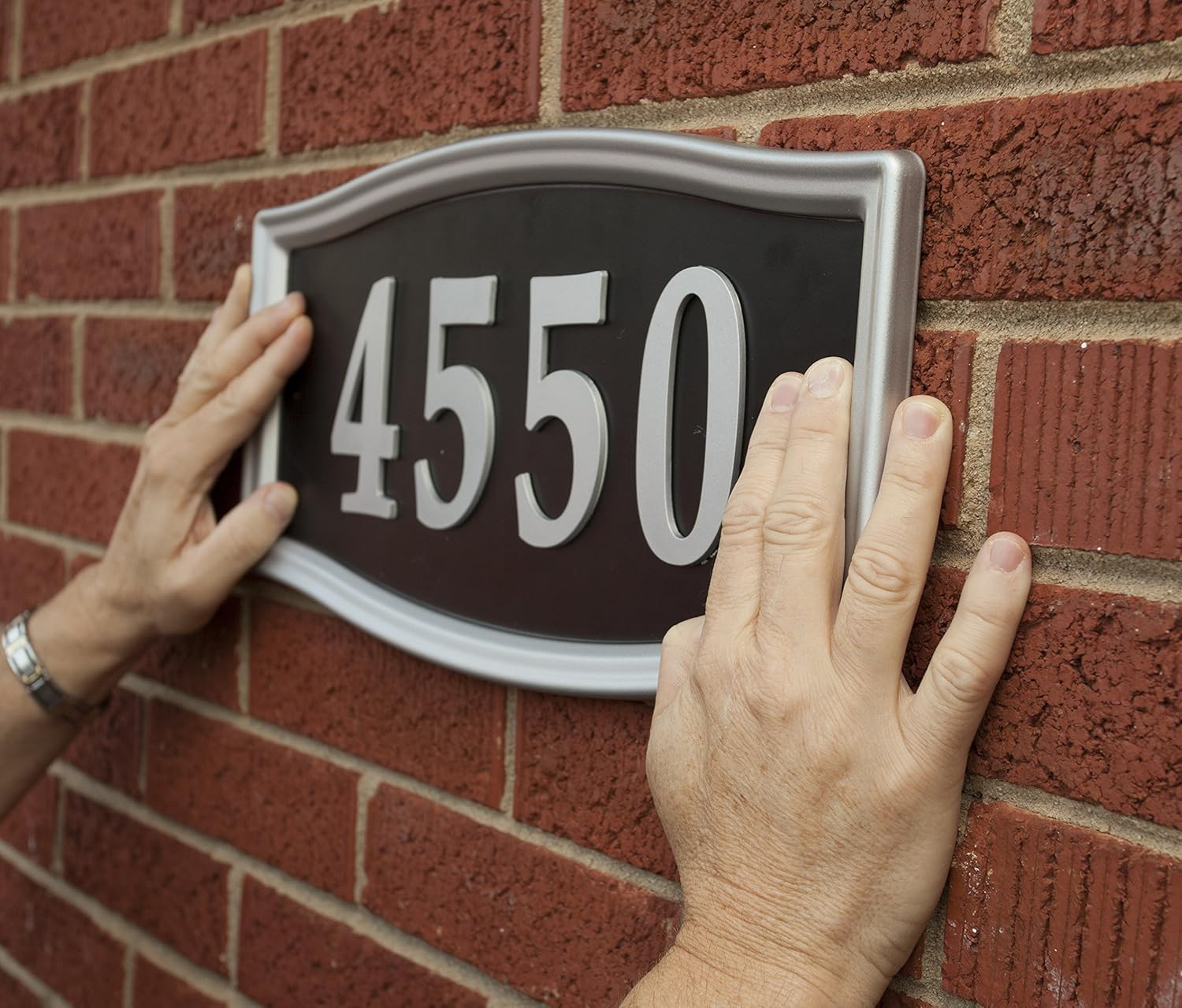 Gorilla Heavy Duty Double Sided Mounting Tape, 1" X 60", Black, (Pack of 6) image number 4