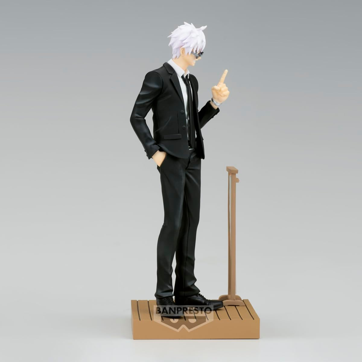 BANPRESTO Jujutsu Kaisen Diorama - SATORU GOJO (Suit VER.) Special image number 5