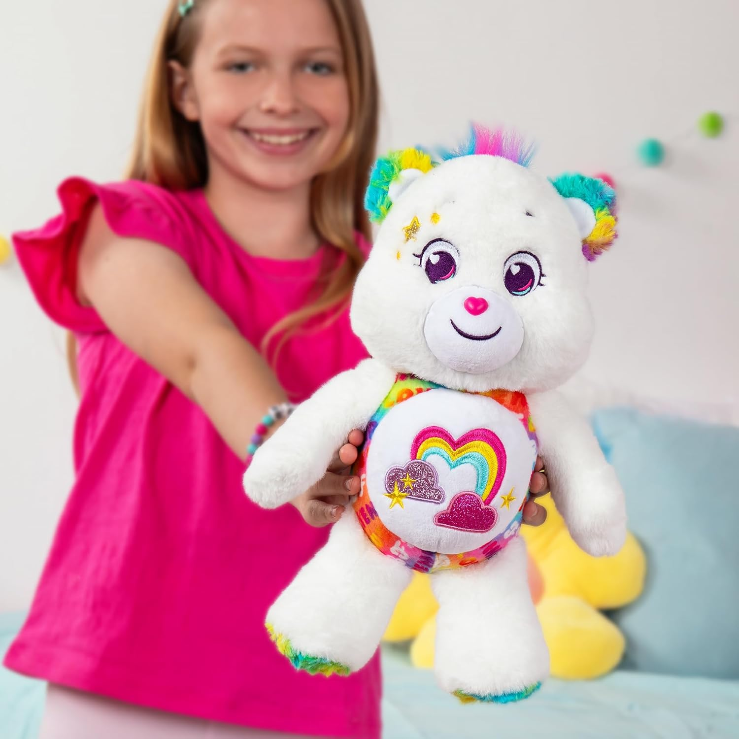 Care Bears True Friend Bear, Care Bears Cuddly Toys for Children, Cute Cuddly Teddy Bear, Care Bears Collection, Suitable for Girls and Boys from 4 Years image number 4