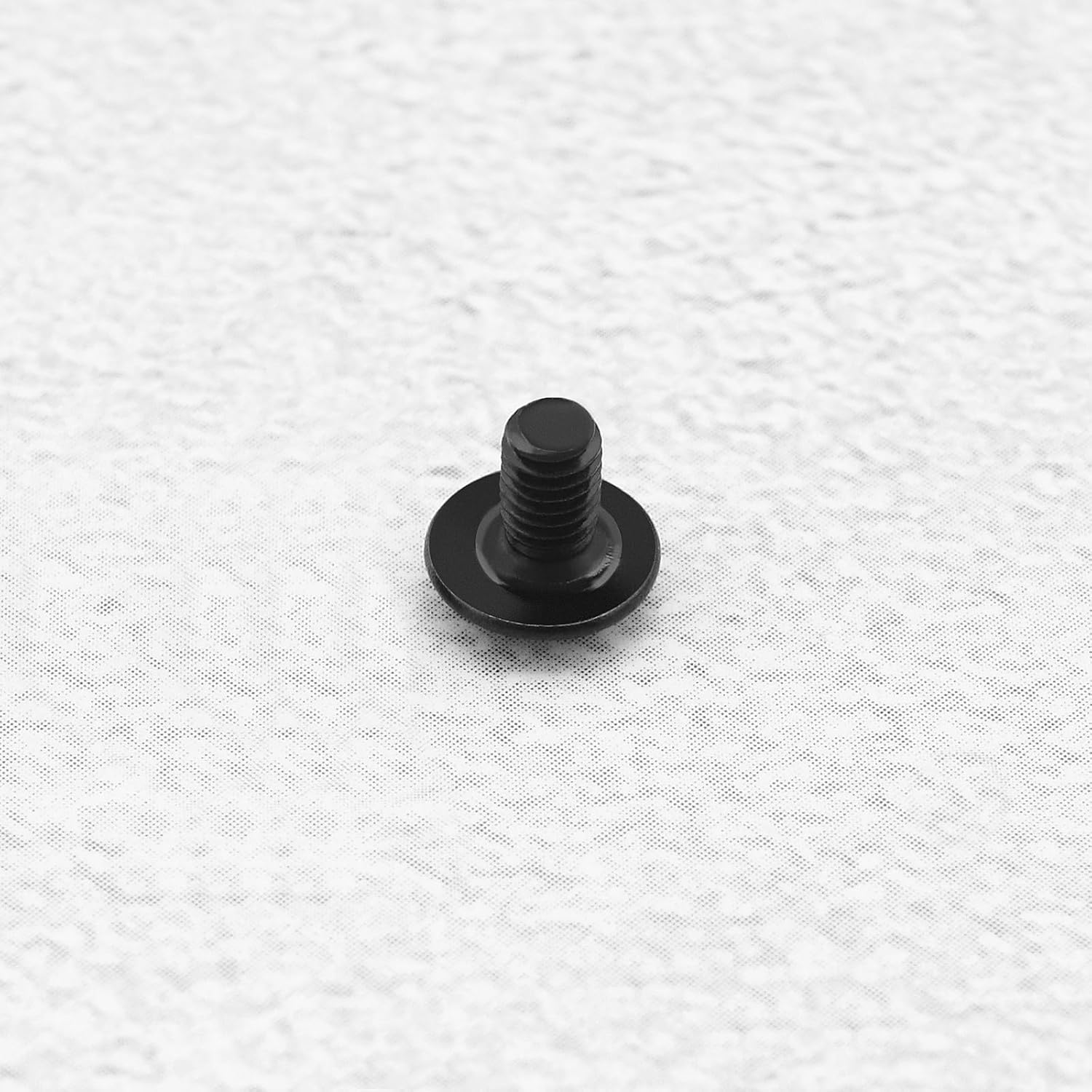 VGOL 100PCS PC Motherboard Screws M3X5Mm Crosshead Machine Screws Metal Motherboard Case Mounting Screws Computer Components Black image number 1
