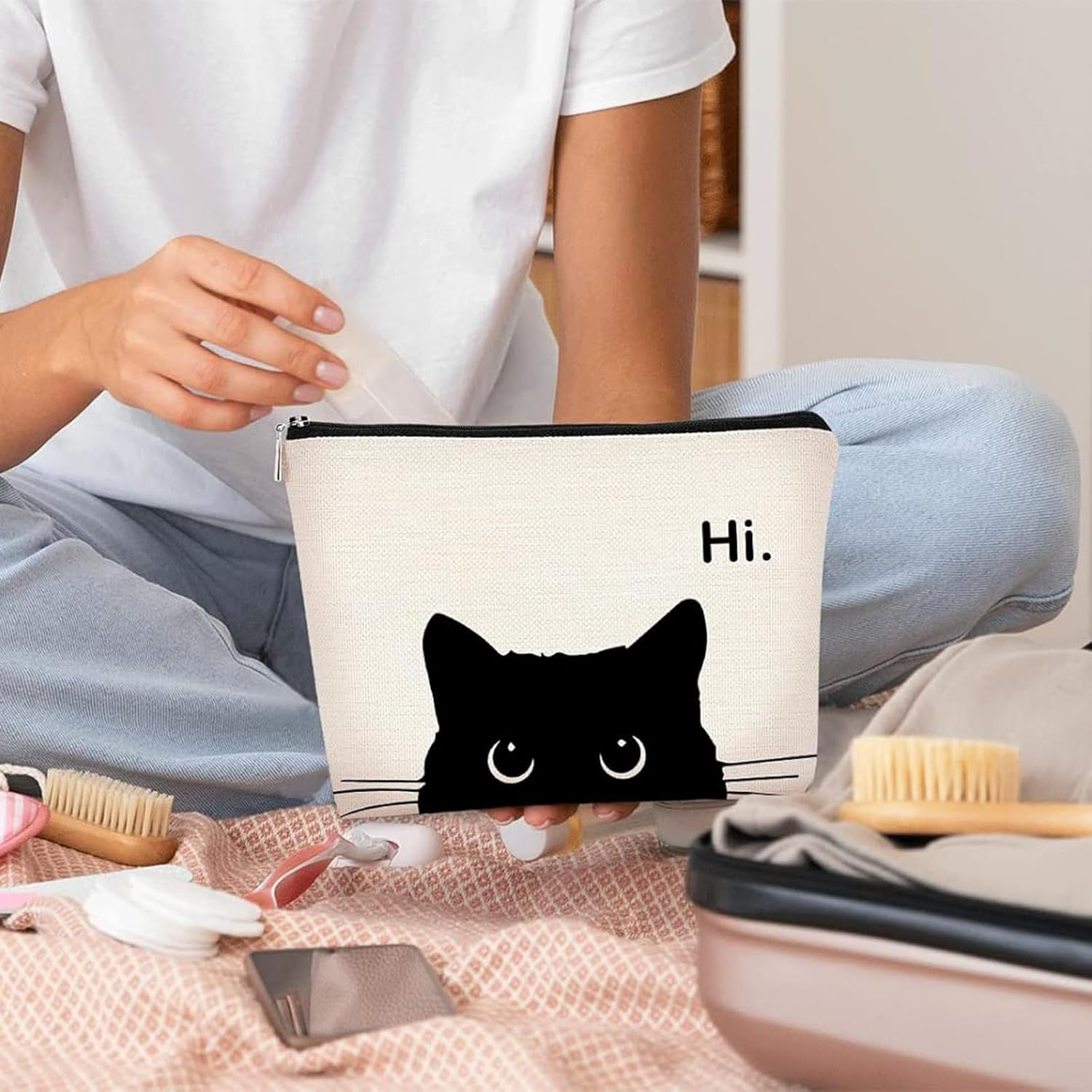 Cat Makeup Bag for Cat Lovers, Cute Zipper Travel Toiletry Bag for Teen Girls, Gifts for Cat Owners, Cosmetic Purse for Makeup & Toiletries, Birthday for Cat Lovers image number 1