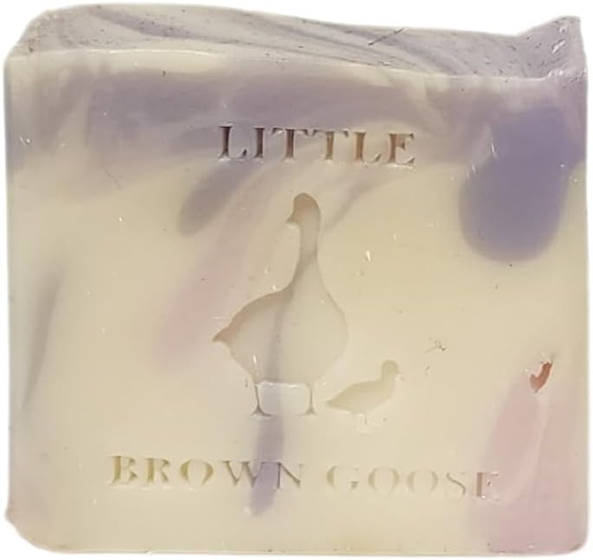 Little Brown Goose Raspberry & Vanilla Natural Handmade Soap. Rejuvenate and Moisturise Skin with an Artisan Refreshing and Aromatic Fragrance. Cold Pressed Hand Body Wash- 130G Bar image number 1