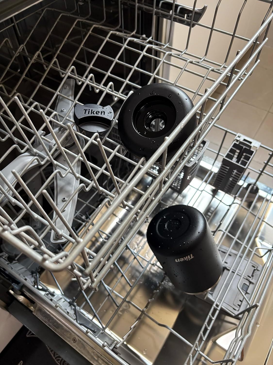 Tiken Airtight Coffee Canister Compact Size for Outdoors - Double Wall Stainless Steel, UV Blocking, Switchable to Food Storage Container 830Ml Black image number 4