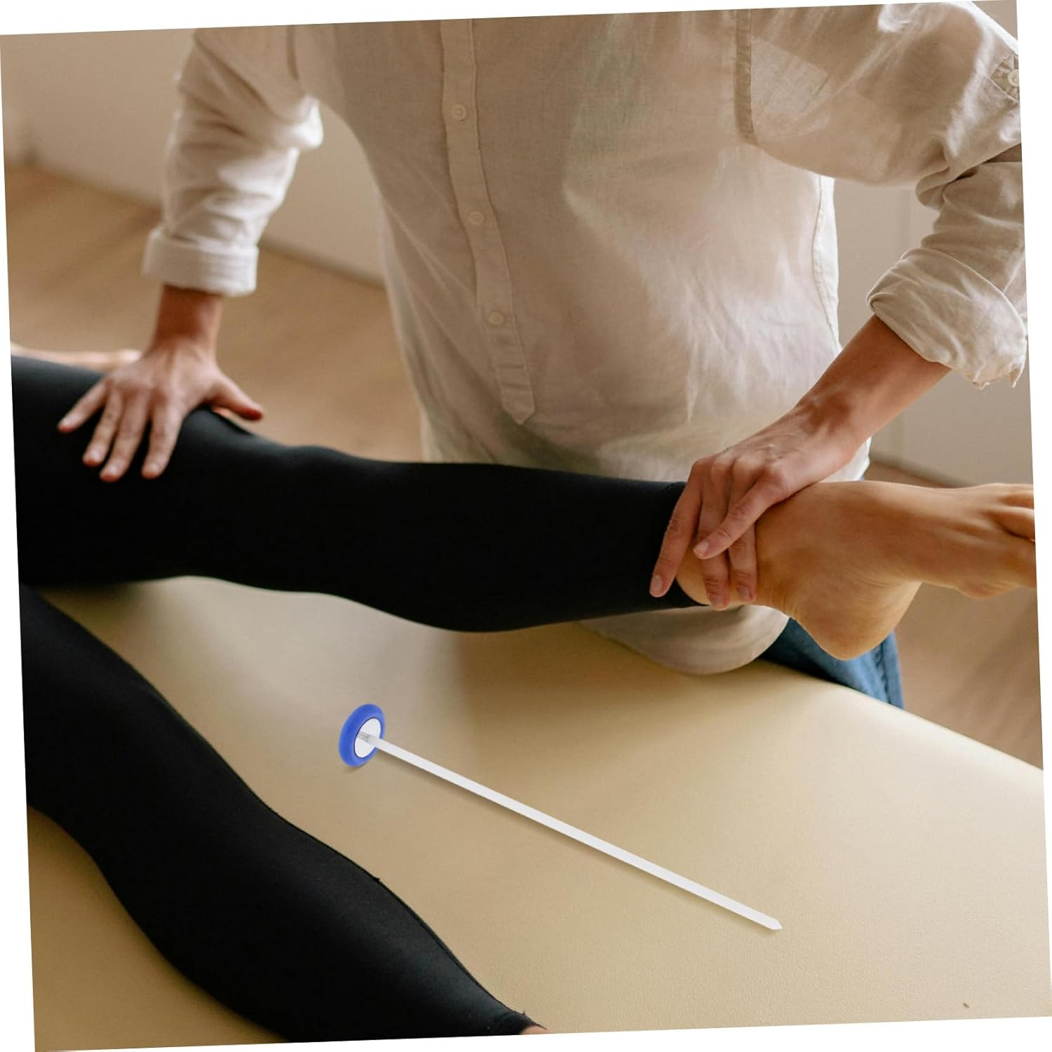Portable Plastic Neurological Reflex Hammer for Medical Diagnostic Testing Lightweight and Clean Tool for Accurate Neurological Assessments for Clinical and Educational Use image number 6