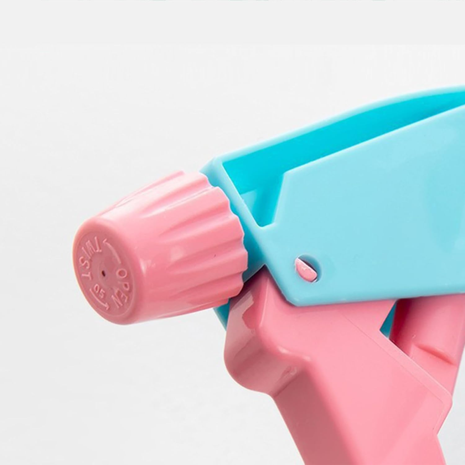 Yeanifeana 6PCS Spray Bottle Nozzle, Leak Proof Plastic Spray Trigger Replacement for Cleaning Bottles, Random Color, Durable Mist Sprayer Accessories image number 1