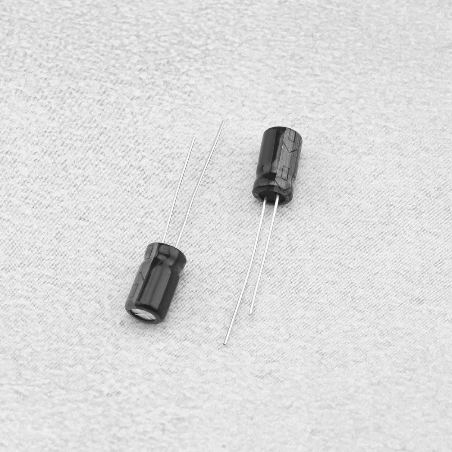 VGOL 40Pcs Aluminum Electrolytic Capacitor 100Uf 25V Radial Electrolytic Capacitor Temperature Range -40C to 105C for Repairing Electronic Products 6X 11Mm image number 5