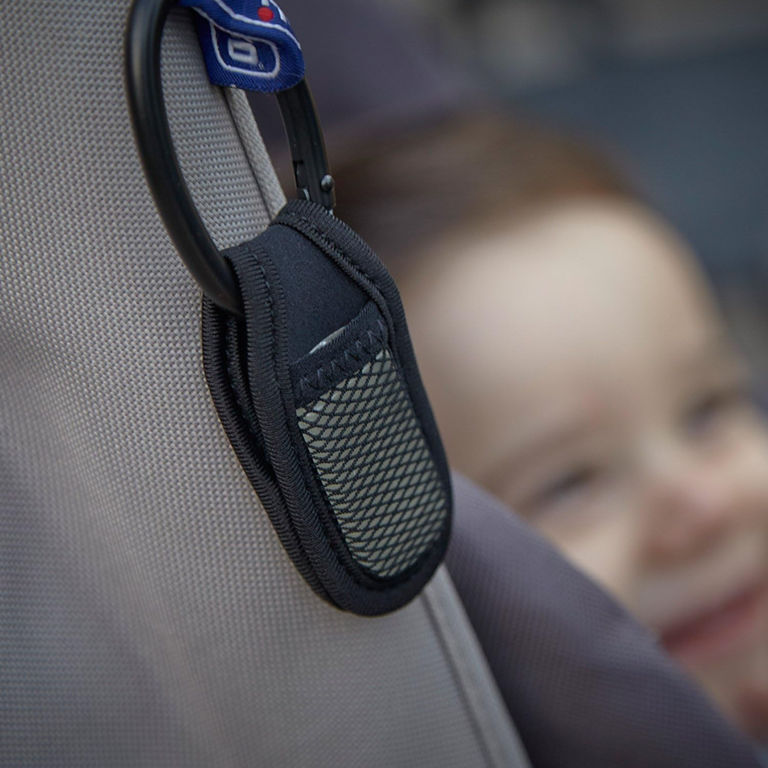 PARAKITO Mosquito Clip - anti Mosquito Devices - W/Natural Essential Oils, Mosquito Free Travel & Camping, Attaches to Travel Backpack, Camping Backpack, Travel Accessories, Waterproof (Black) image number 5