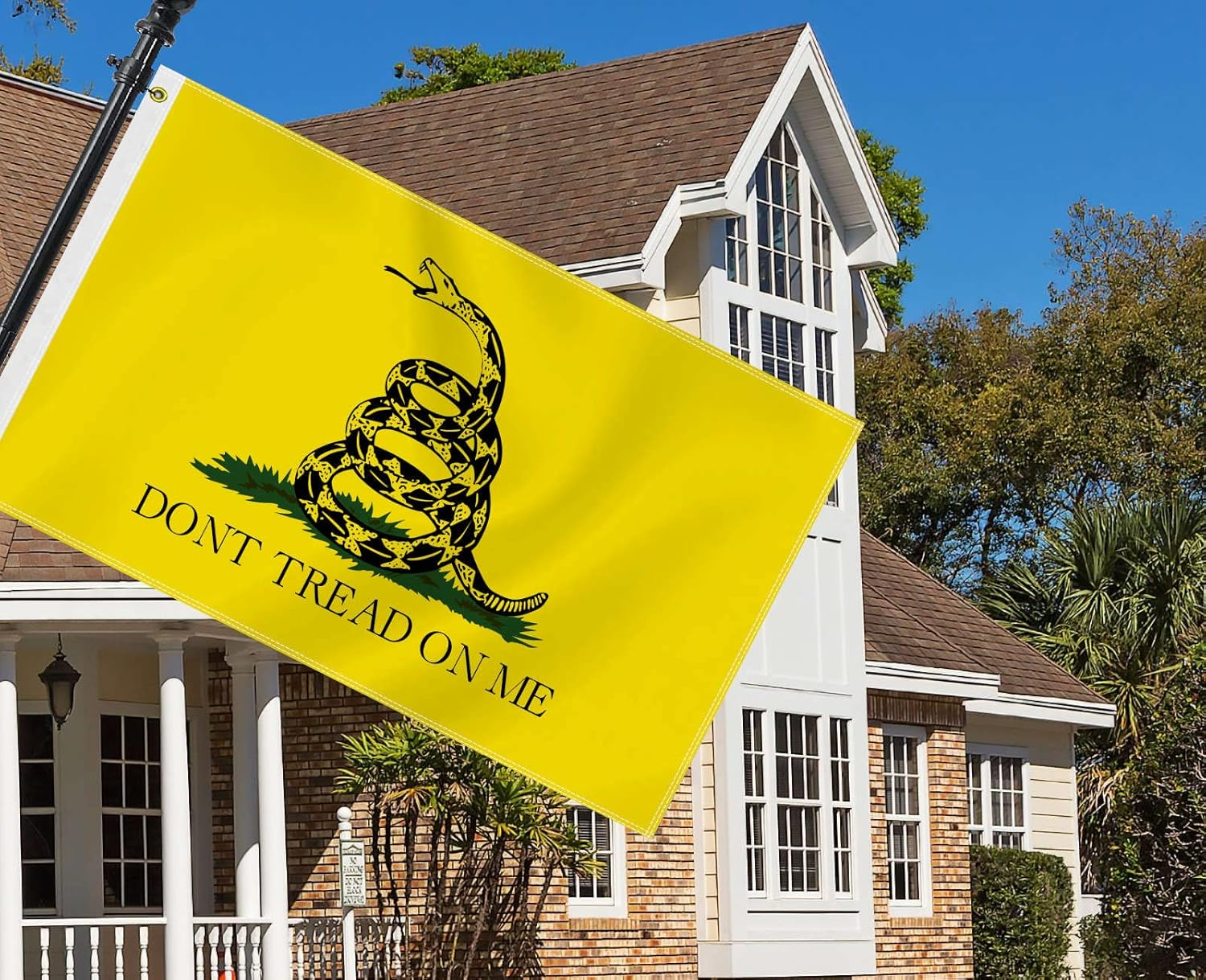 Large Gasden Dont Tread Snake Flag,3X5 FT Yellow on Me Outdoor Flags for Garden Yard Car Truck with Brass Grommet image number 1