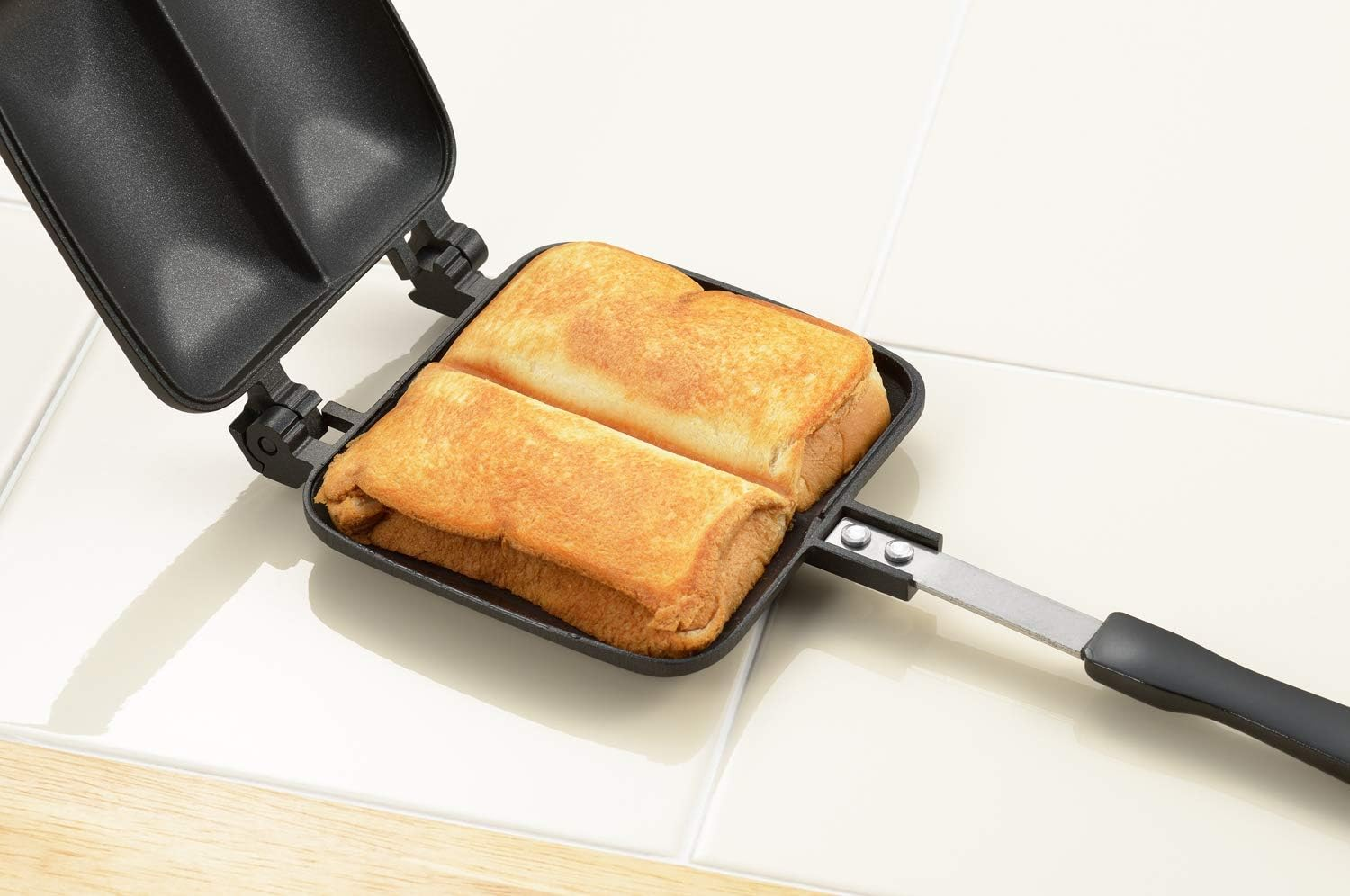 Yoshikawa SJ2703 Hot Sandwich Maker, for Gas Stoves, Double, Total Width 5.5 X Total Length 13.4 X Height 1.3 Inches (14 X 34 X 3.2 Cm), Black, Outdoor, Camping image number 2