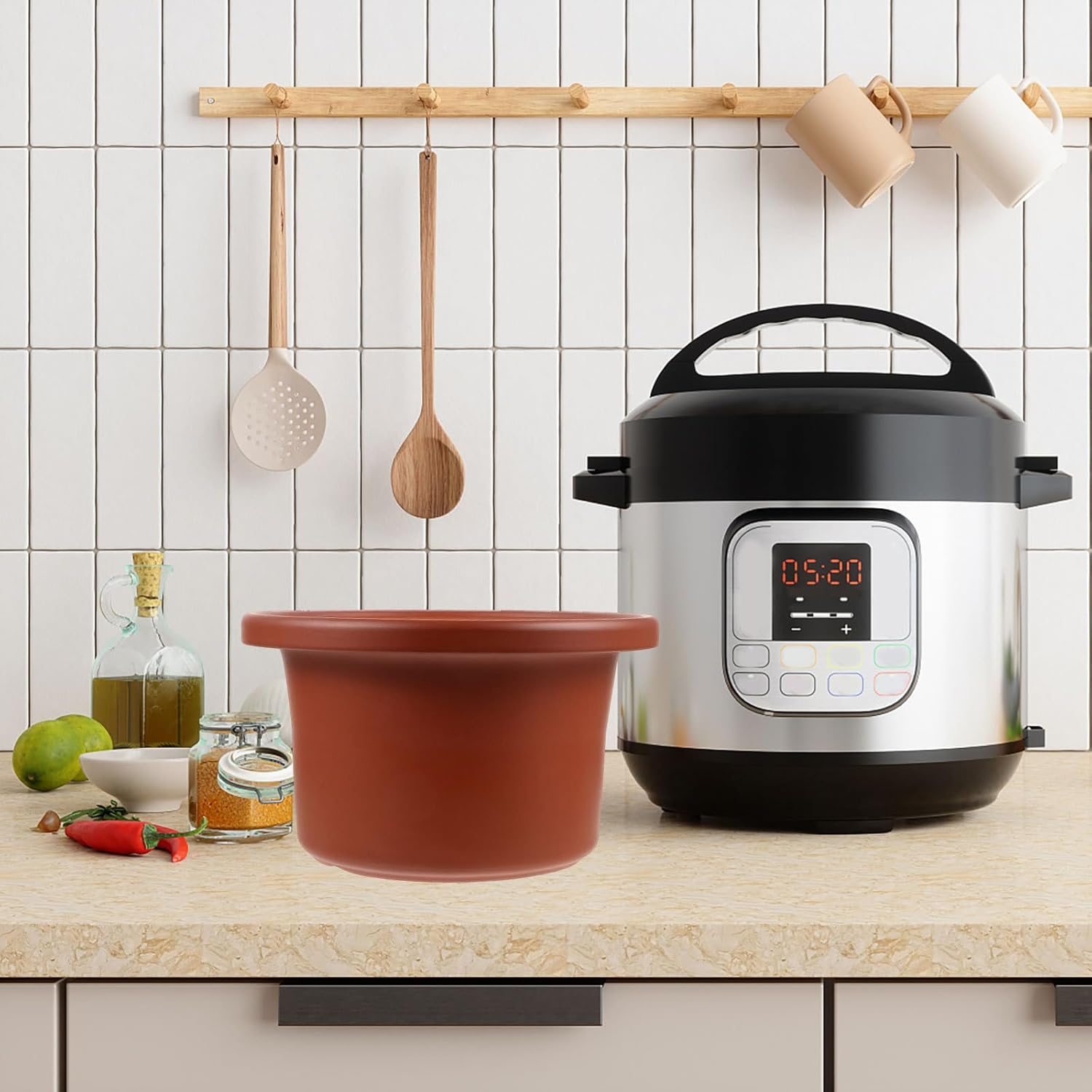 Ipetboom Slow Cooker Ceramic Insert Liner 4.5L Red Clay Pot Replacement, Reusable Kitchen Pot Insert for Daily Use Cooking and Slow Cooker Accessories