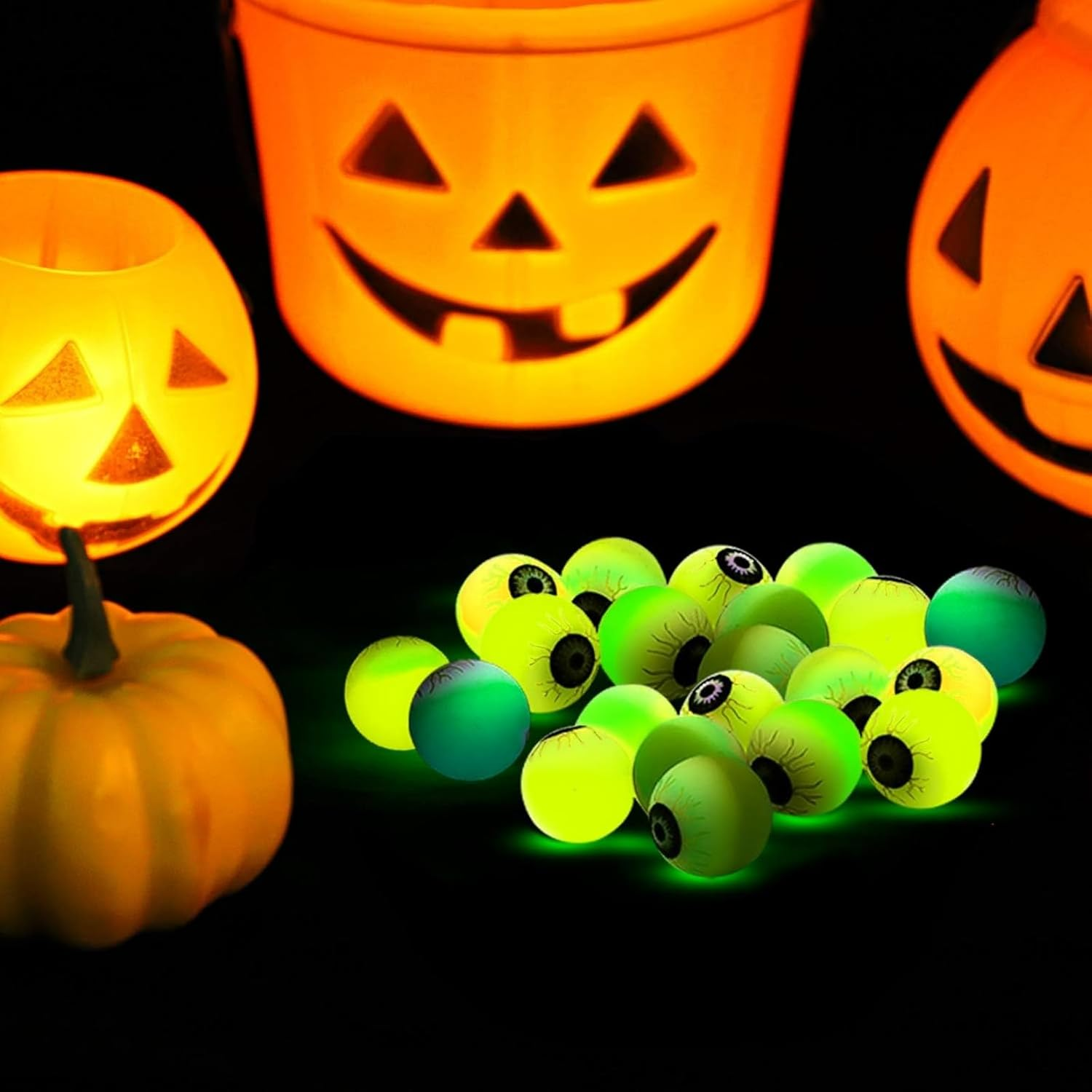 30 Pcs Magic Eye Elastic Ball, Funny Bouncy Ball, Scary Eyeball for Halloween Party Celebrations and Fun Games image number 4