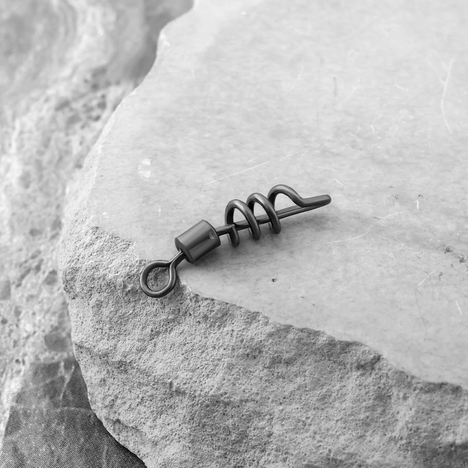 LT Easiyl 50Pcs Fishing Swivels with Corkscrew Snap Lure Jigs Connector for Saltwater Freshwater Fishing Tackle 2# 4# 6# 8# 10# image number 3