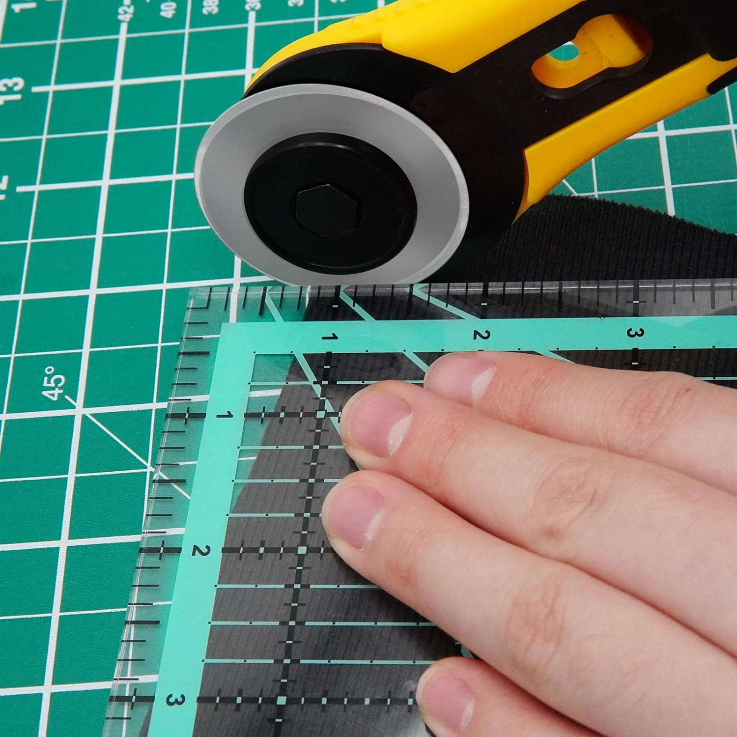 MANUFORE 4Pcs Square Quilting Ruler (12.5&rdquo;/ 9.5&rdquo;/ 6&rdquo;/ 4.5&rdquo;) Sewing Acrylic Ruler Anti-Slip Ruler DIY Quilting Tools with Clear Printed Lines for Precise Cutting image number 4