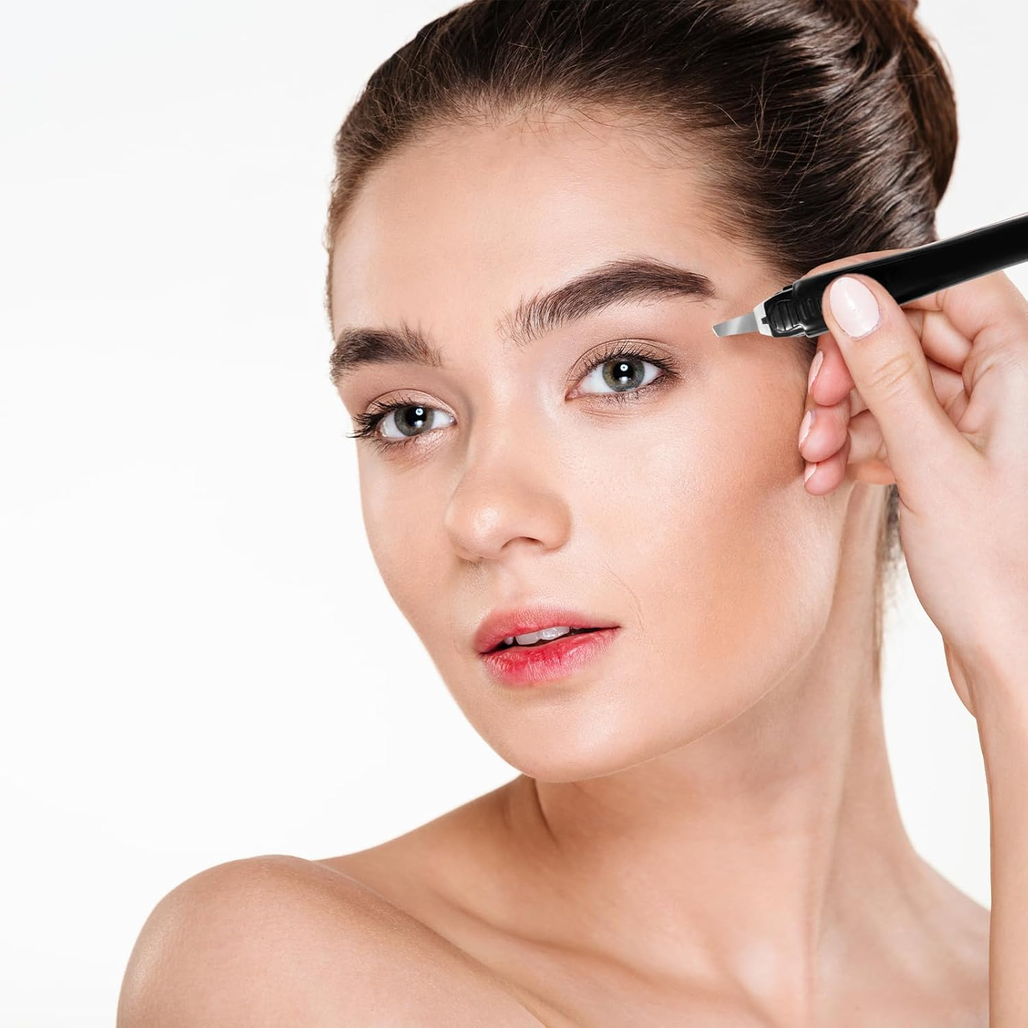 WELANE Professional Eyebrow Tweezer, 1 PCS Stainless Steel Slant Tip Tweezer for Facial, Brow, Ingrown Hair Removal (Black)