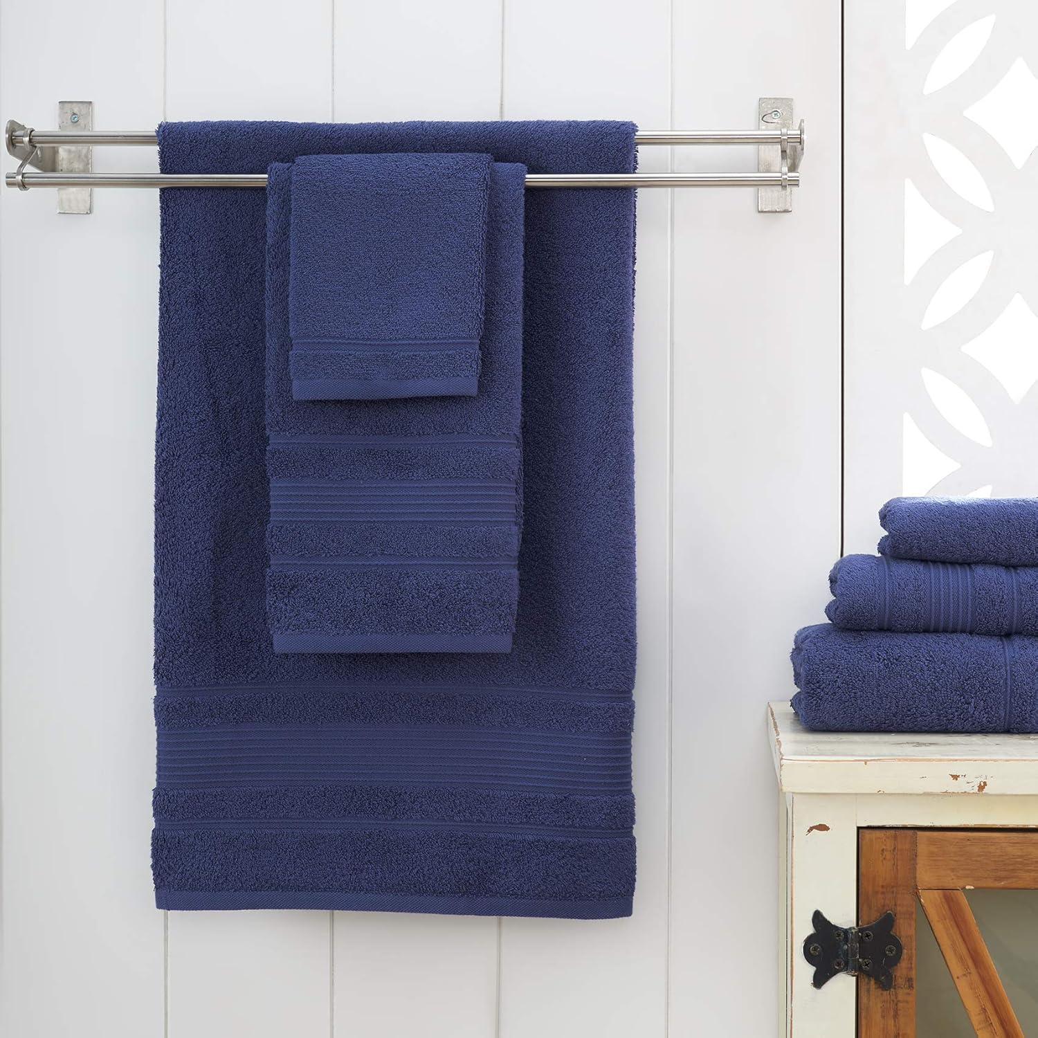 Qute Home 4-Piece Bath Towels Set, 100% Turkish Cotton Premium Quality Towels for Bathroom, Quick Dry Soft and Absorbent Turkish Towel, Set Includes 4 Bath Towels (Navy Blue) image number 2