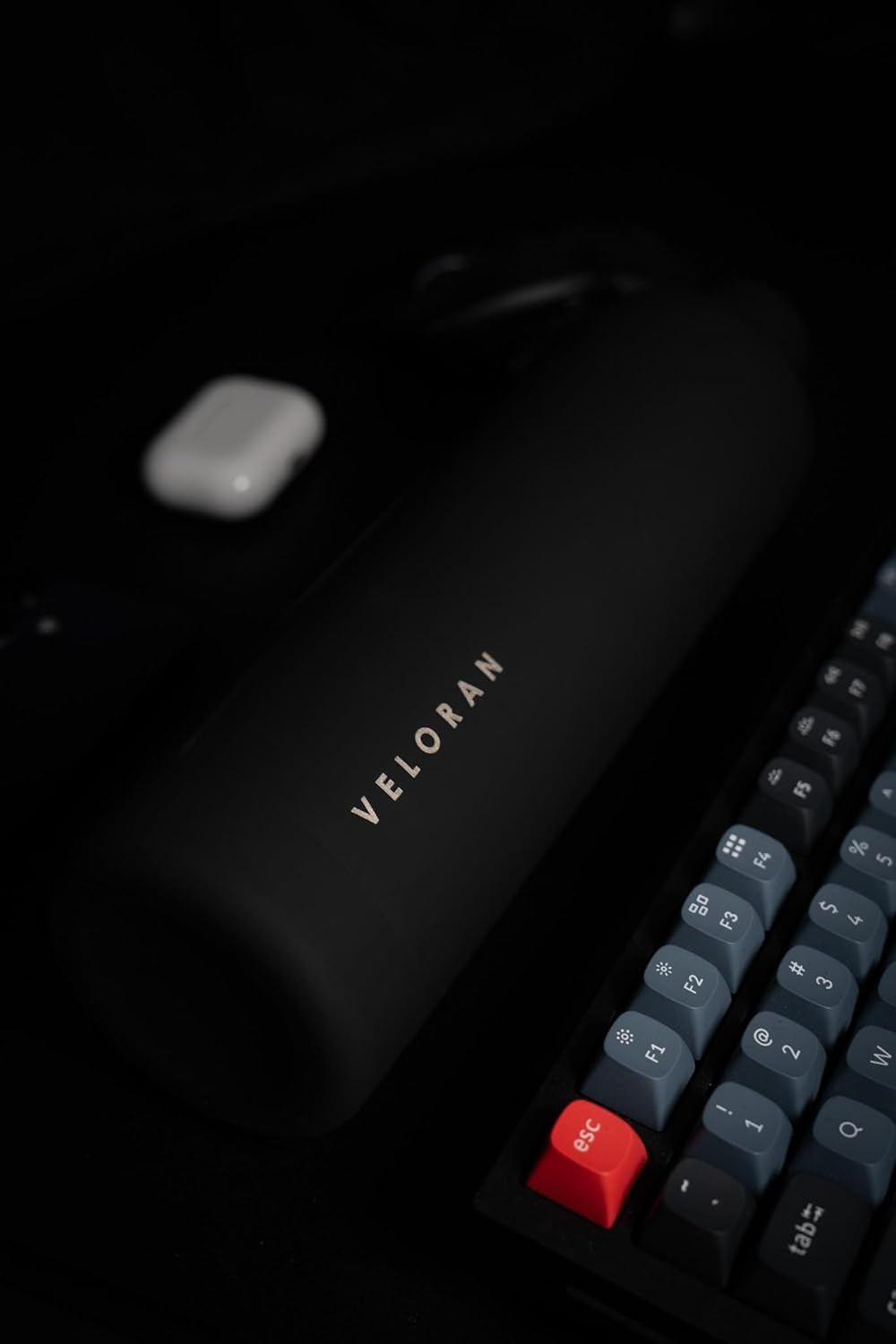 Veloran Insulated Stainless Steel Water Bottle - 1LT, Travel Mug with Handler, Keep Drinks Hot or Cold (Black) - Light Blue image number 2