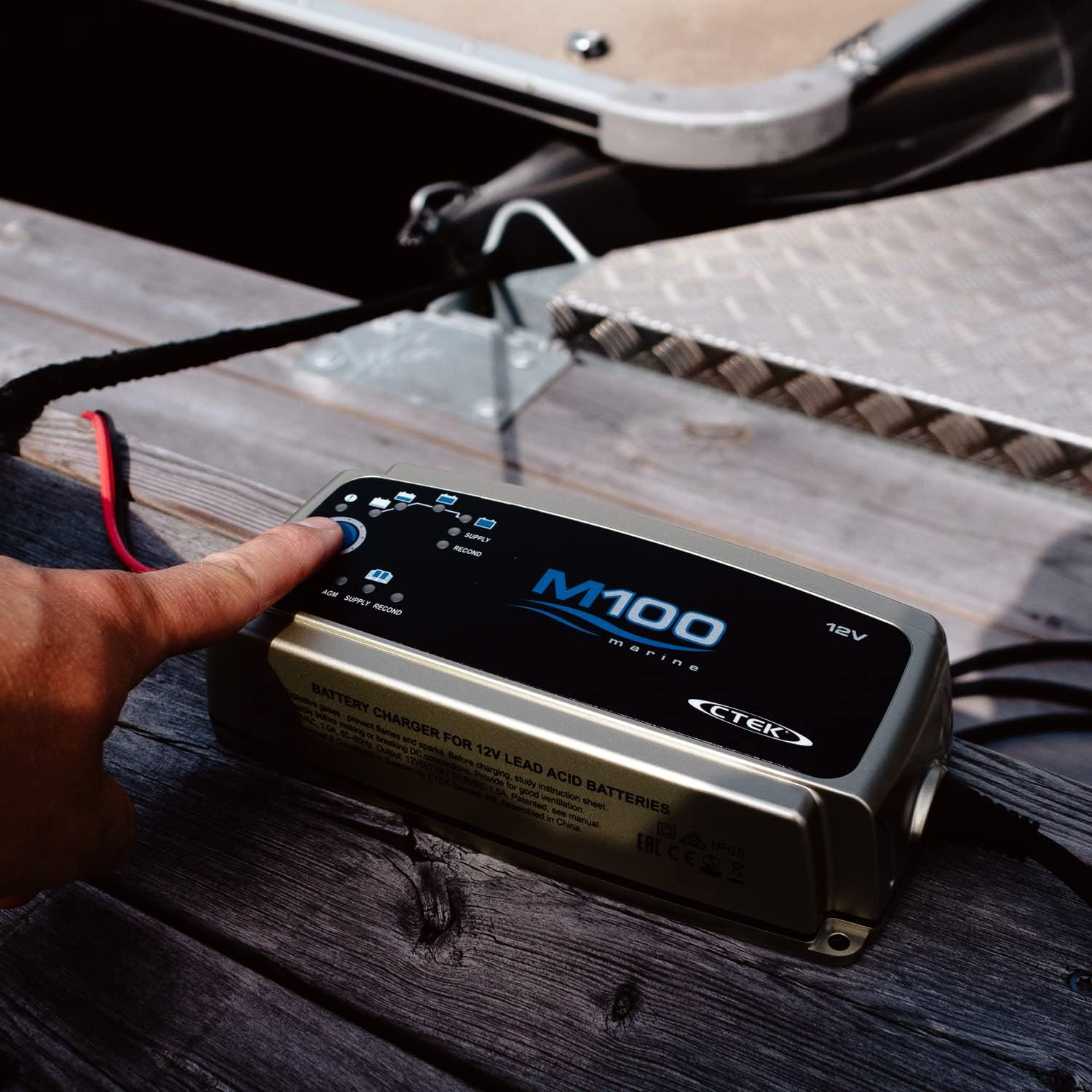 CTEK M100, Battery Charger 12V, Marine Charger and Maintainer, Reconditioning, AGM and Supply Mode, Connect and Forget, Float/Pulse Maintenance and with Comfort Connect Eyelet M8 Connectors image number 2