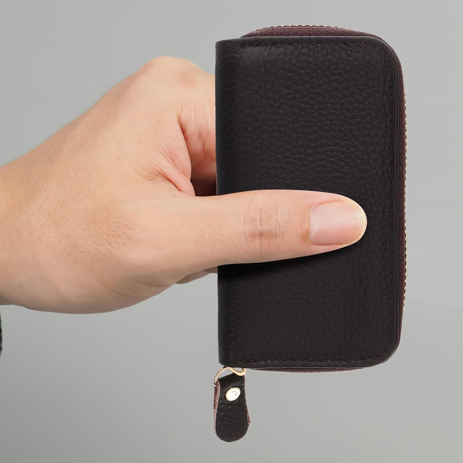 VALICLUD Large Capacity Genuine Leather Key Holder for Men with Zipper Multifunctional Car Key Pouch and Keyring Carabiner Unisex Small Card Wallet for Travel and Daily Use