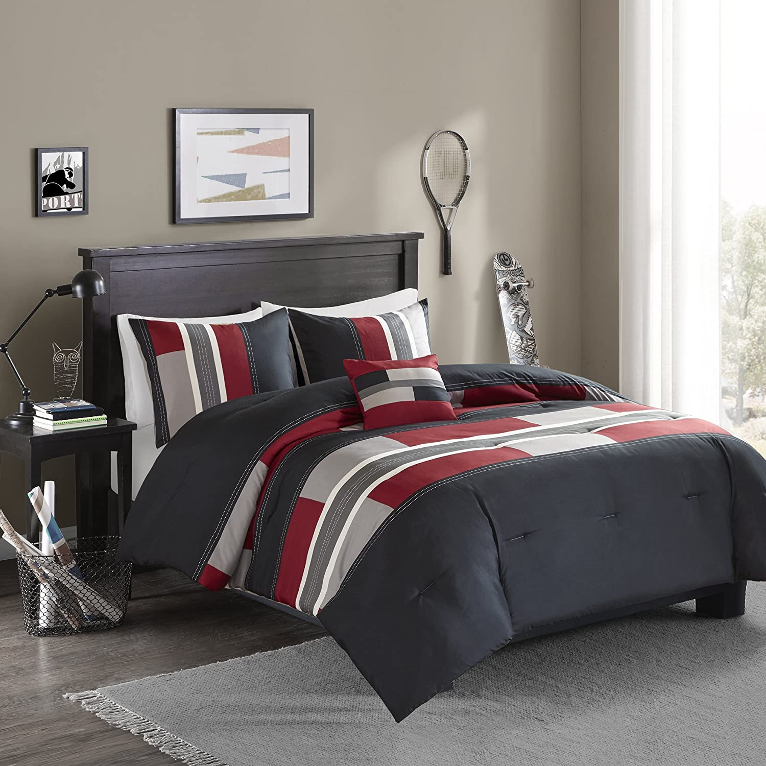 Comfort Spaces Casual Comforter Set Sporty Design, Vibrant Color, Active Lifestyle Boys Bedroom D&eacute;cor, All Season Soft Microfiber Bedding Set, Decorative Pillow, Sham Black/Red Twin/Twin XL 3 Piece