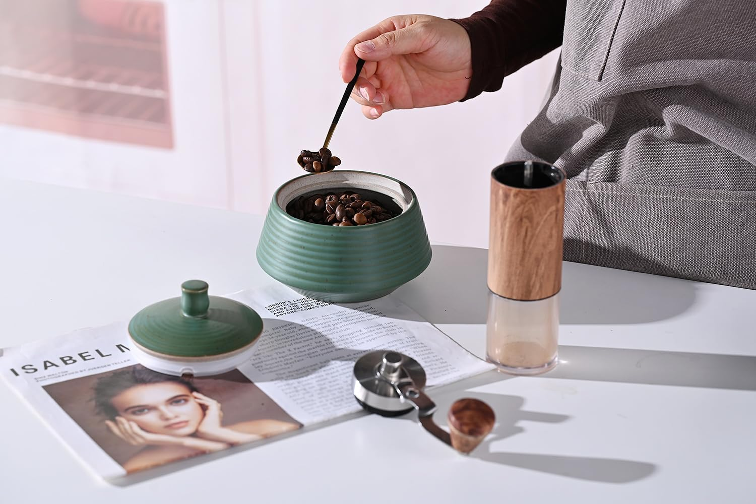 NCQIXIAO Retro Kitchen Canisters Ceramic Food Storage Jar Roud Shape with Silicone Airtight Lid for Tea, Coffee, Nuts, Herb, Spice, Sugar (Low Green) image number 3