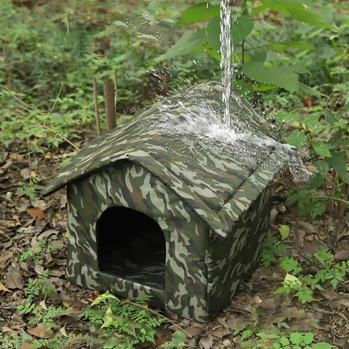 AIMALL Waterproof Outdoor Cat Dog House, Durable Polyester Camouflage Pet Shelter, Warm Windproof Rainproof Pet Retreat