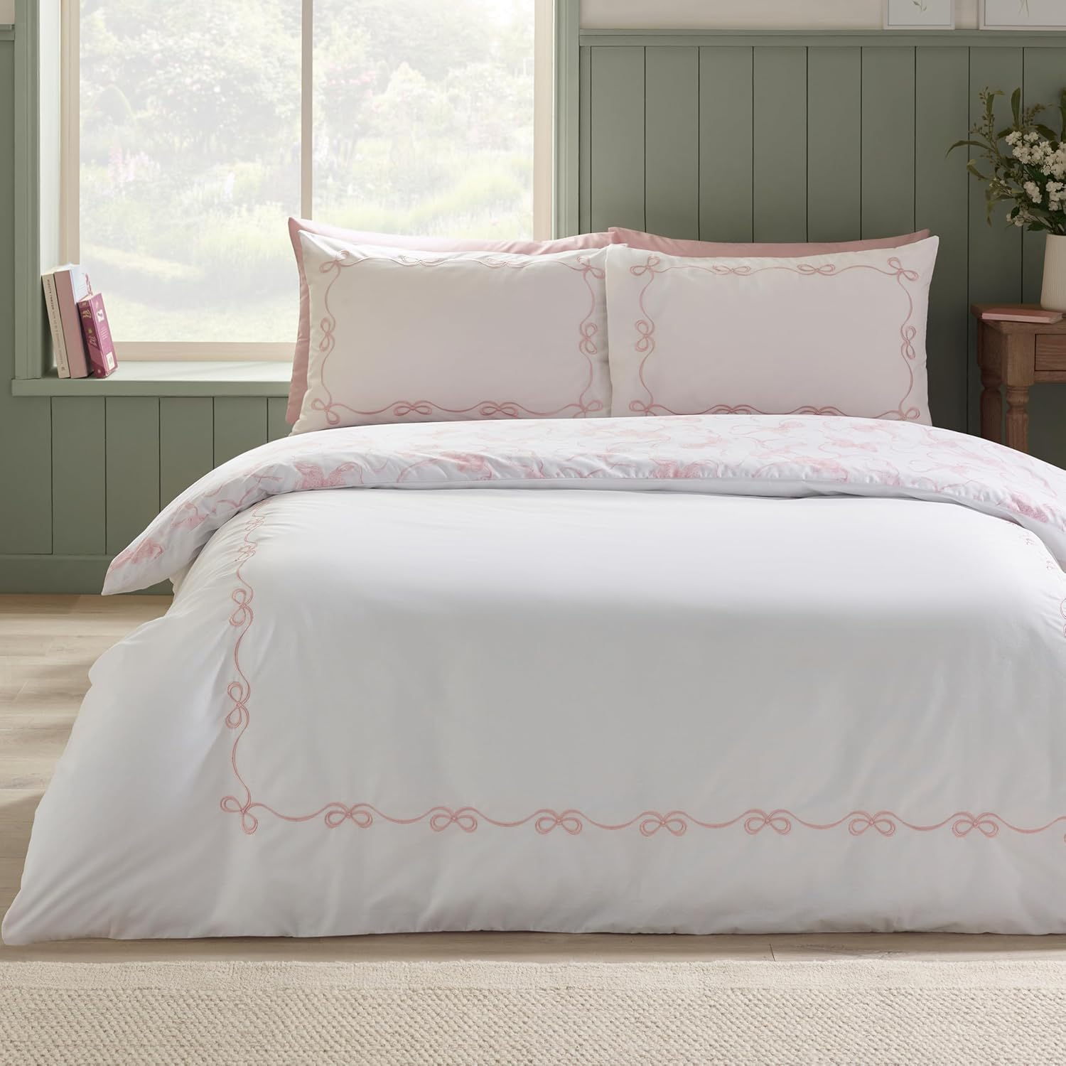 Catherine Lansfield Bow Embroidery King Duvet Cover Set with Pillowcases White/Pink image number 2