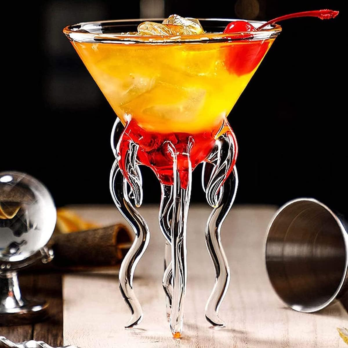 TINGJUNN 2-Piece Set 155ML Creative Octopus Martini Glasses, Cocktail Glasses, Premium Crystal Clear Glasses for Home, Weddings and Celebrations.