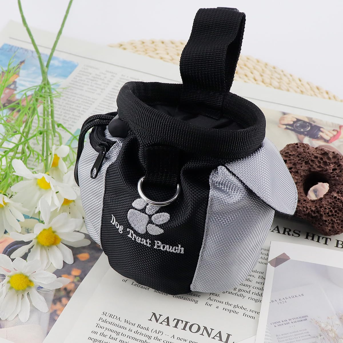 FERCAISH Treat Bag for Dogs, Food Bag for Dogs, Dog Training Oxford Bag, Hands-Free Dog Training Bag, Clicker Dog Treat Bag with Built-In Waste Bag Dispenser