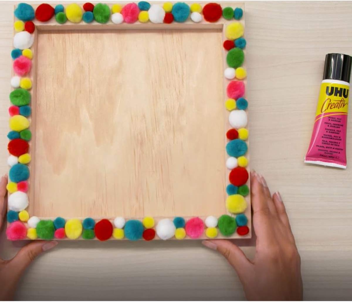 UHU Solvent-Free Creativ' Fabrics, Felt and Ribbons 38Ml &ndash; Card of 1, (33-47265)